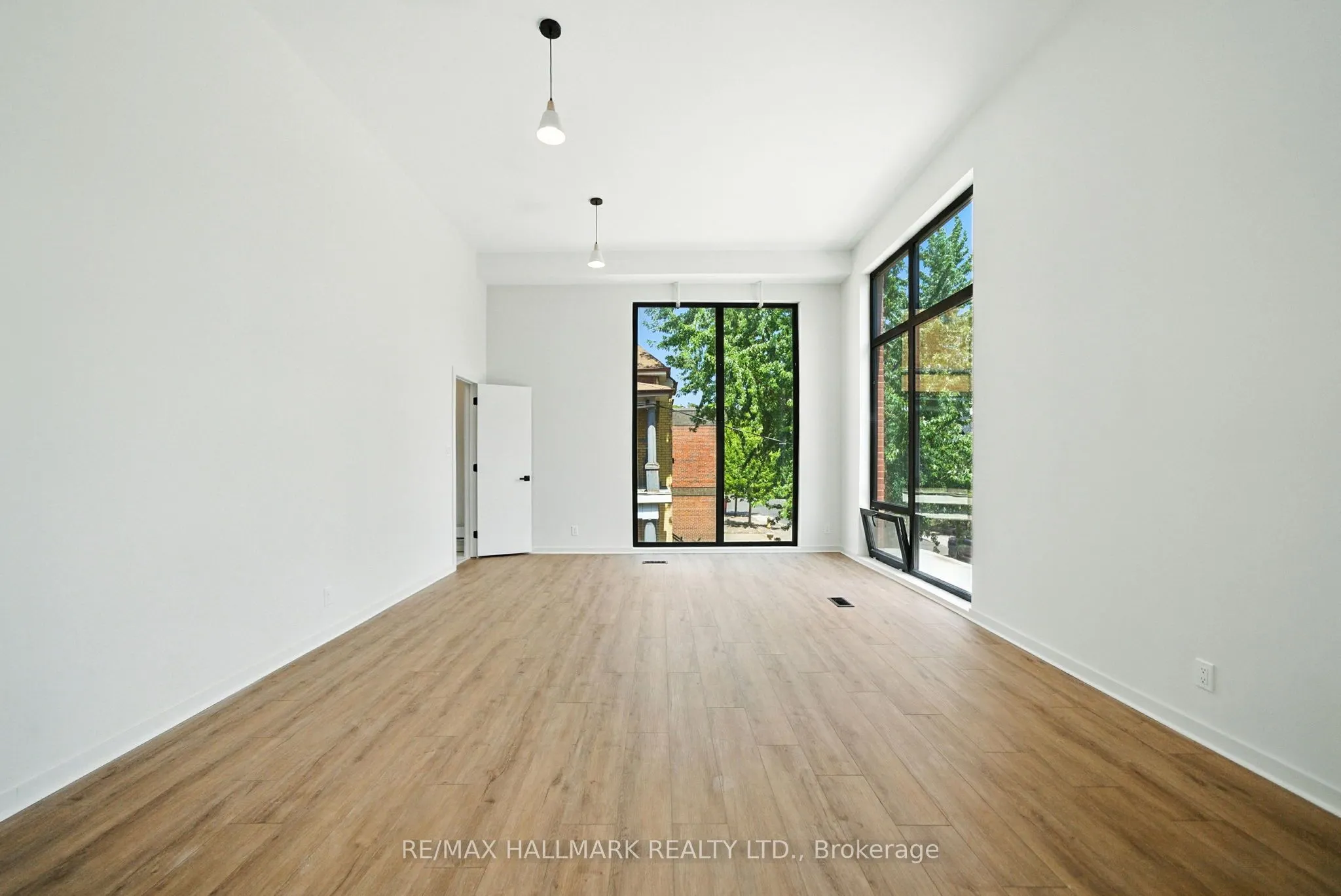 170 Perth Avenue, #1