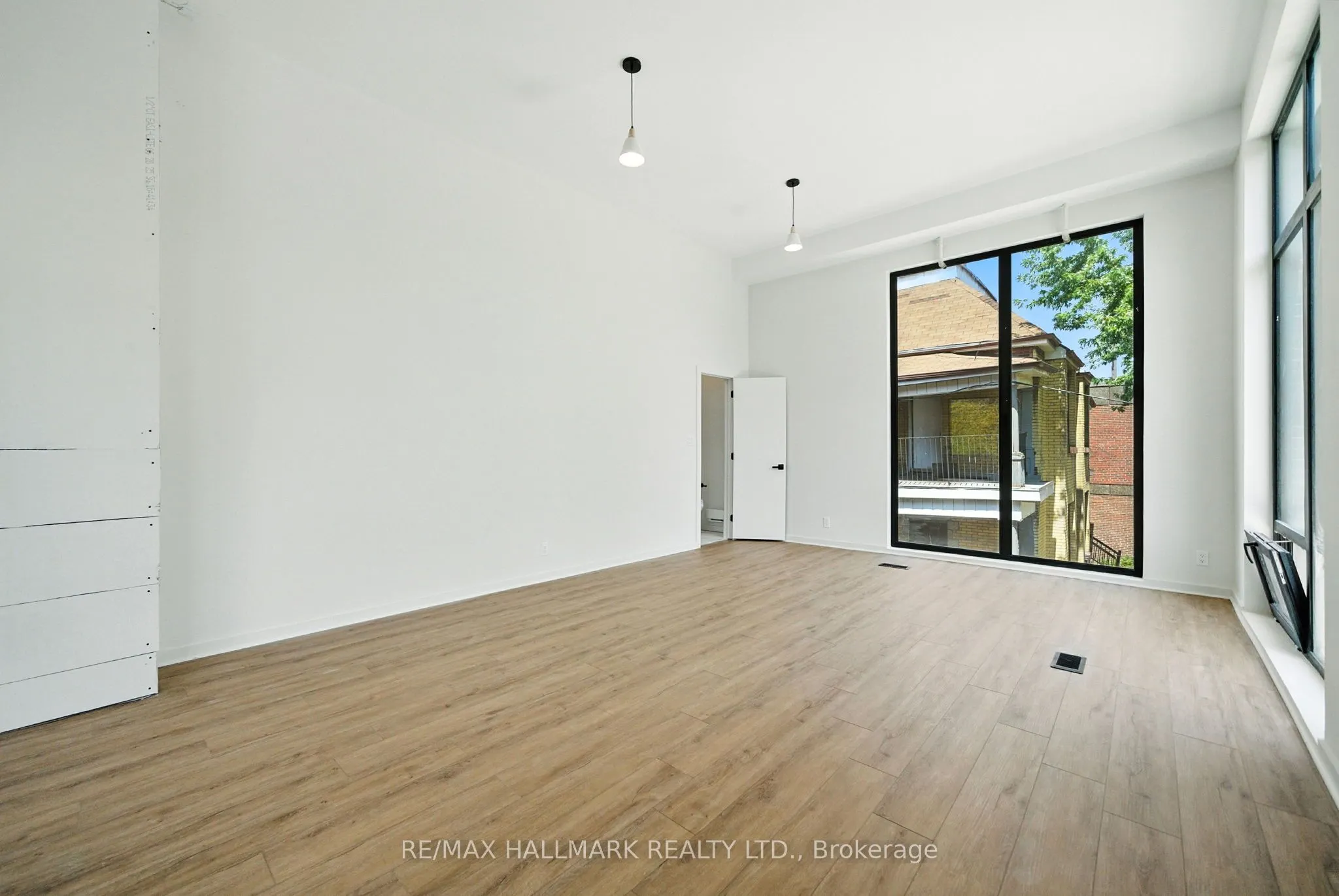 170 Perth Avenue, #1