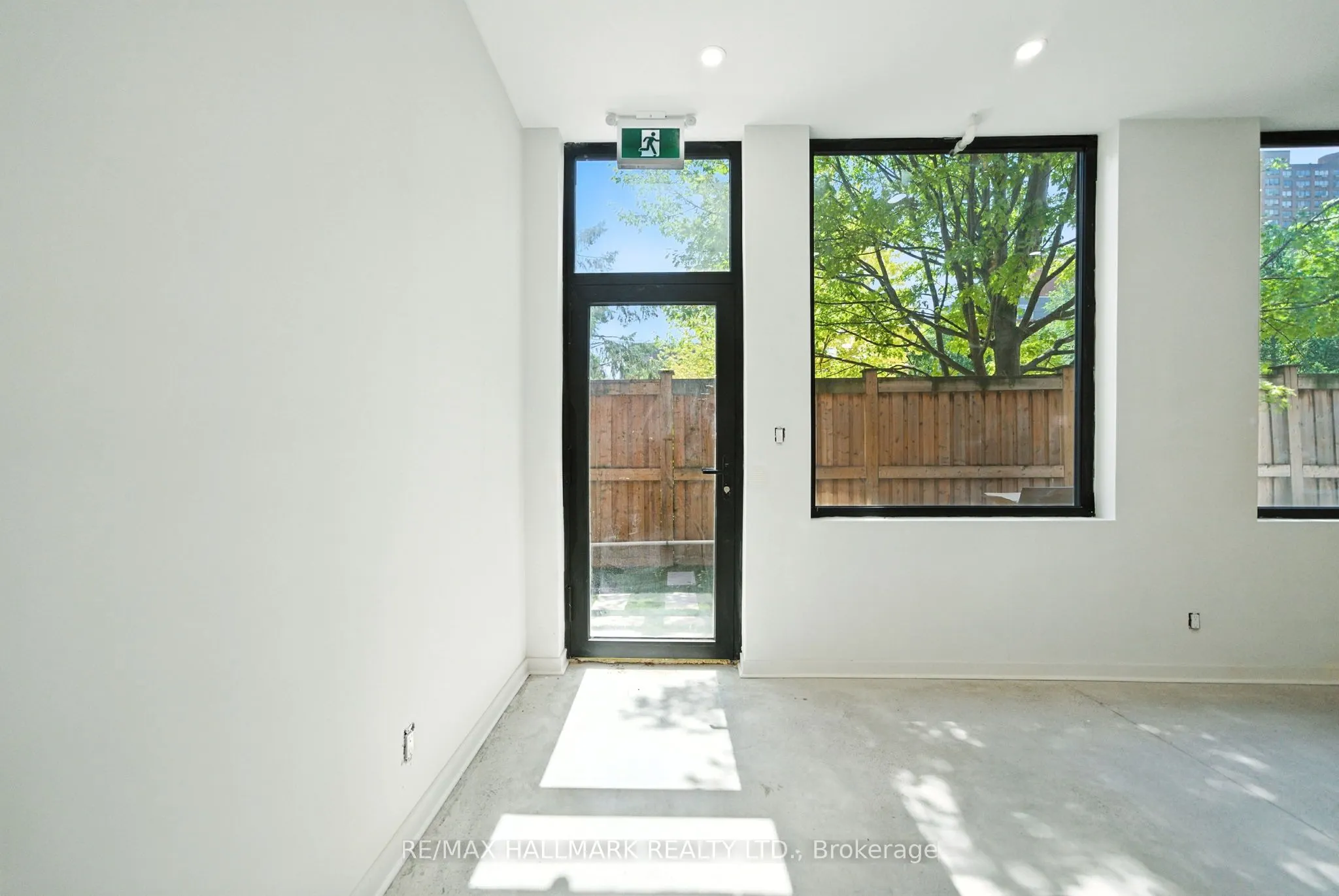 170 Perth Avenue, #2