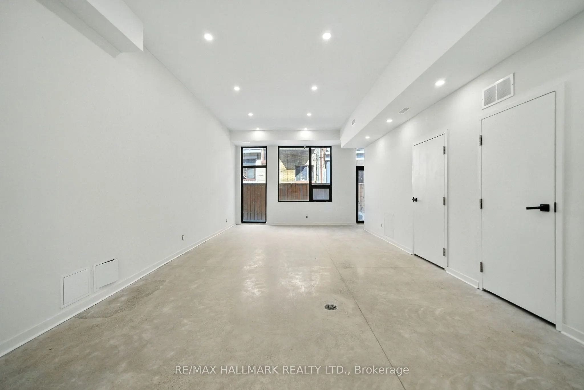 170 Perth Avenue, #2