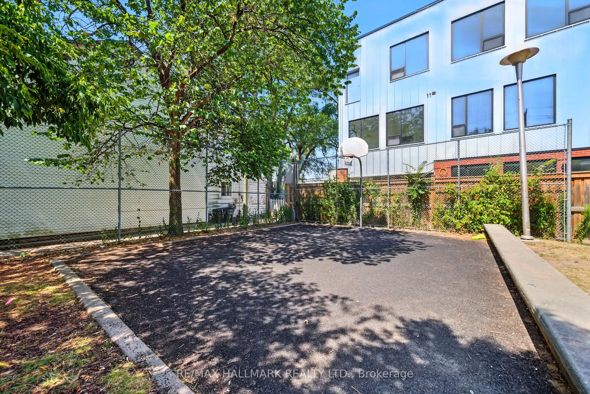 170 Perth Avenue, #2