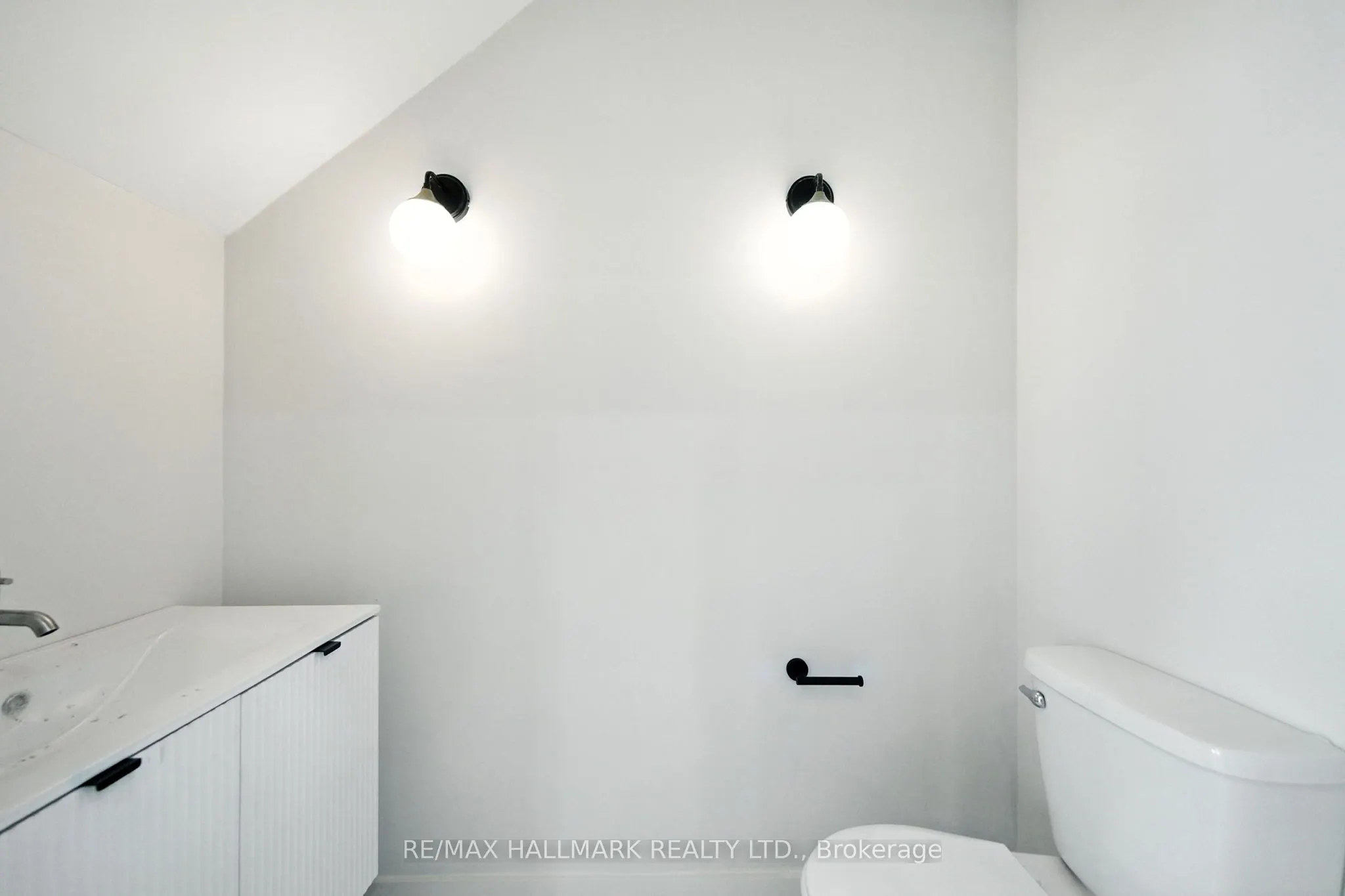 170 Perth Avenue, #2