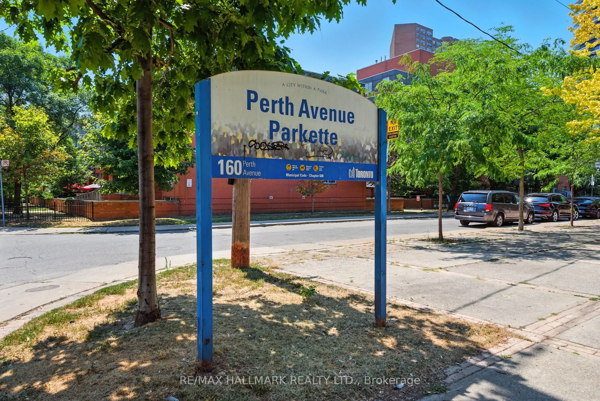 170 Perth Avenue, #2