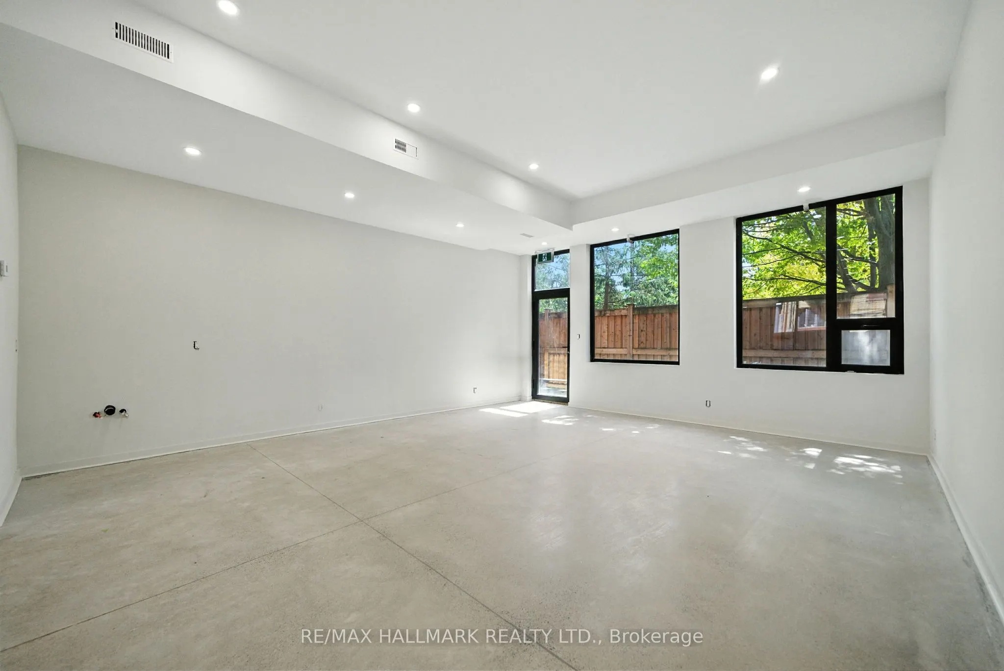 170 Perth Avenue, #2
