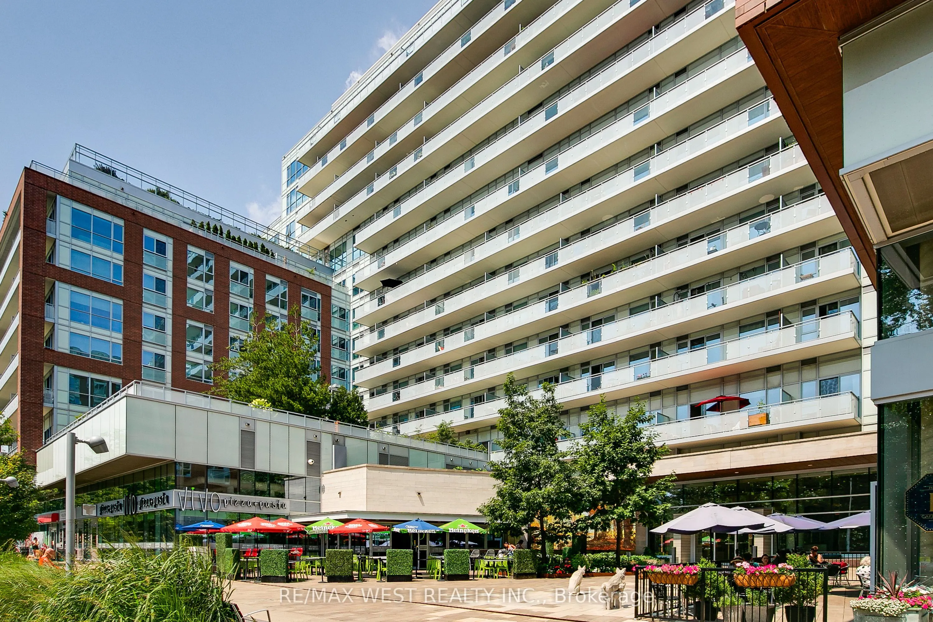 1830 Bloor Street W, #411