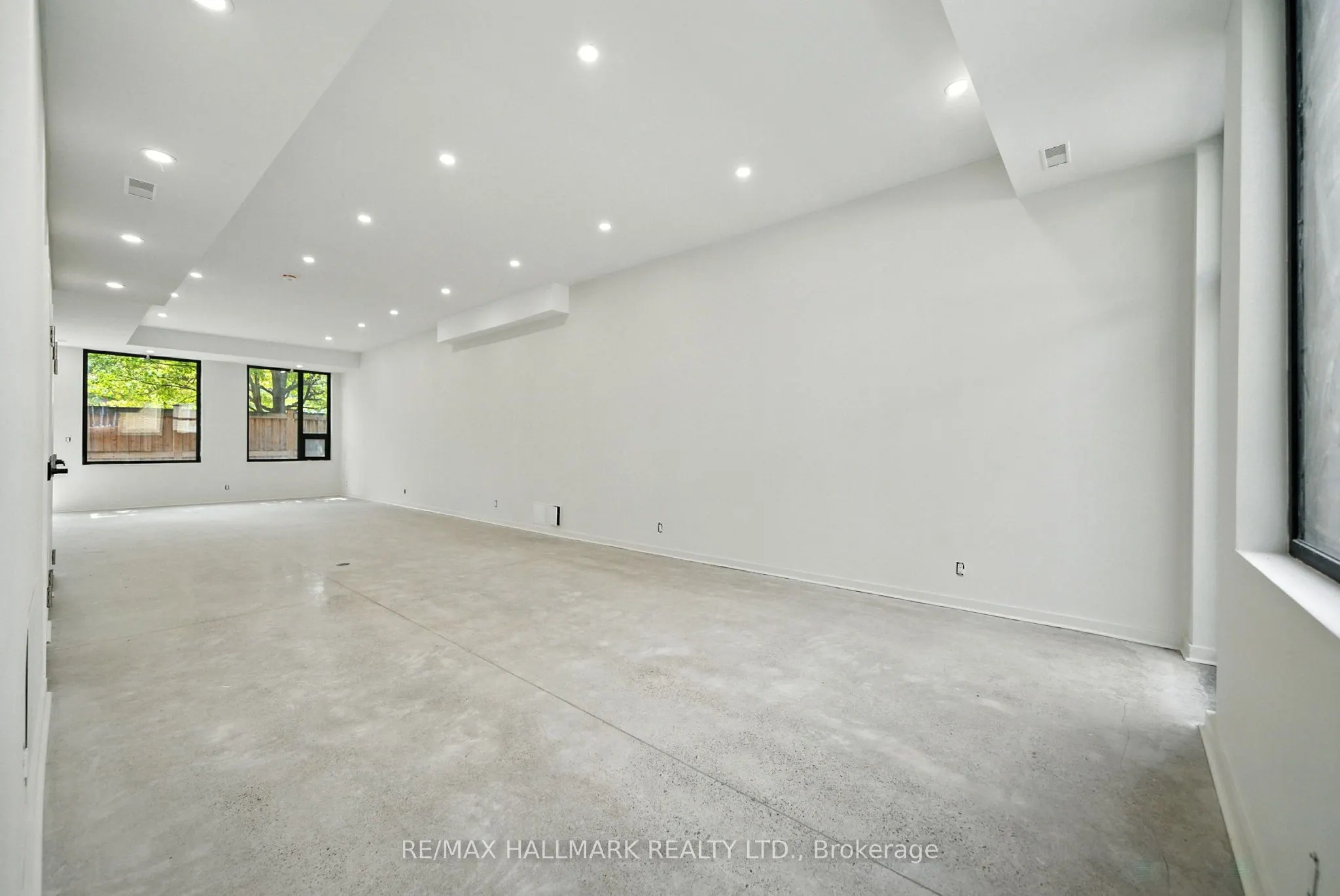170 Perth Avenue, #4