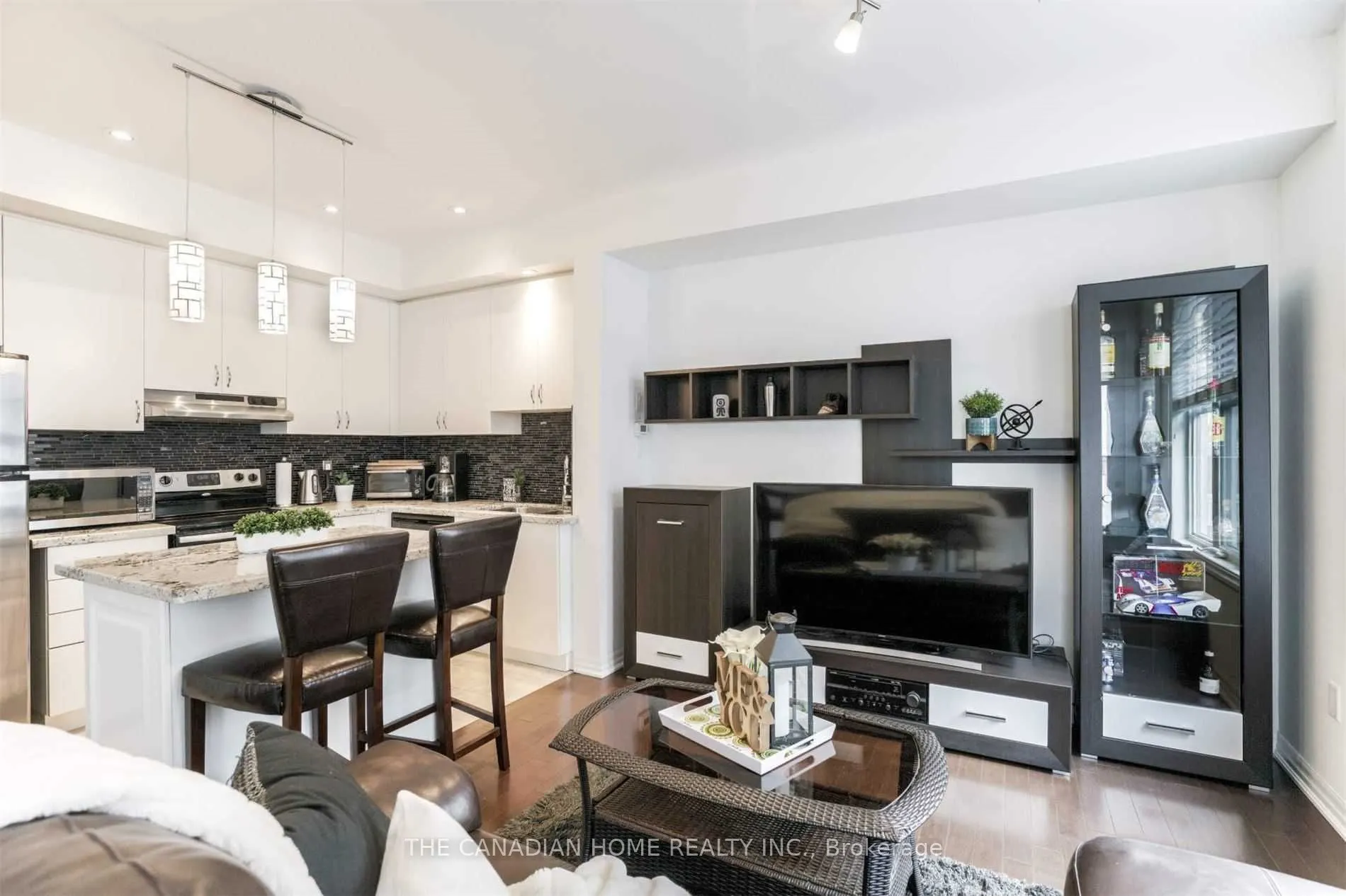 1437 Lakeshore Road E, #103