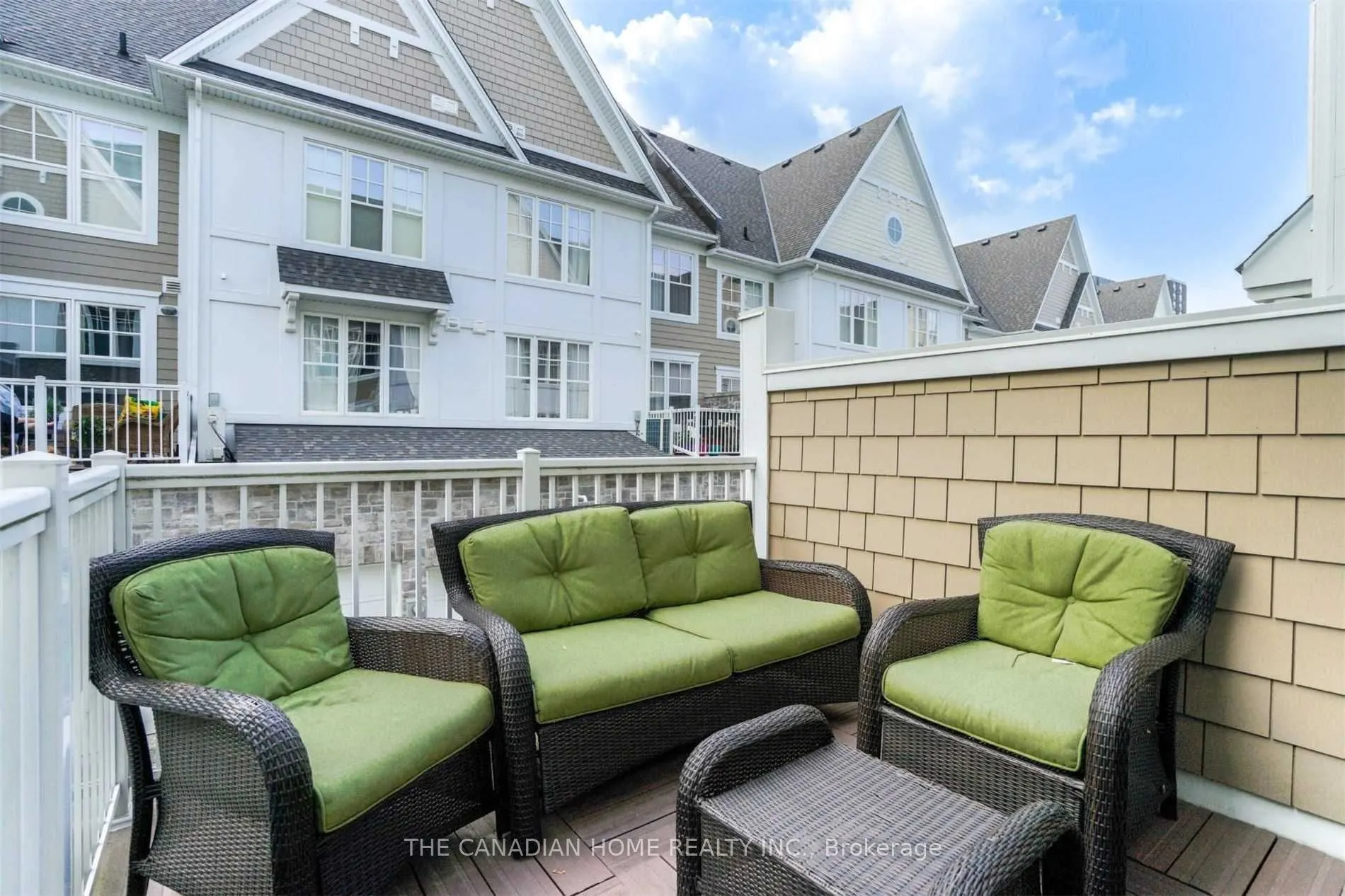 1437 Lakeshore Road E, #103