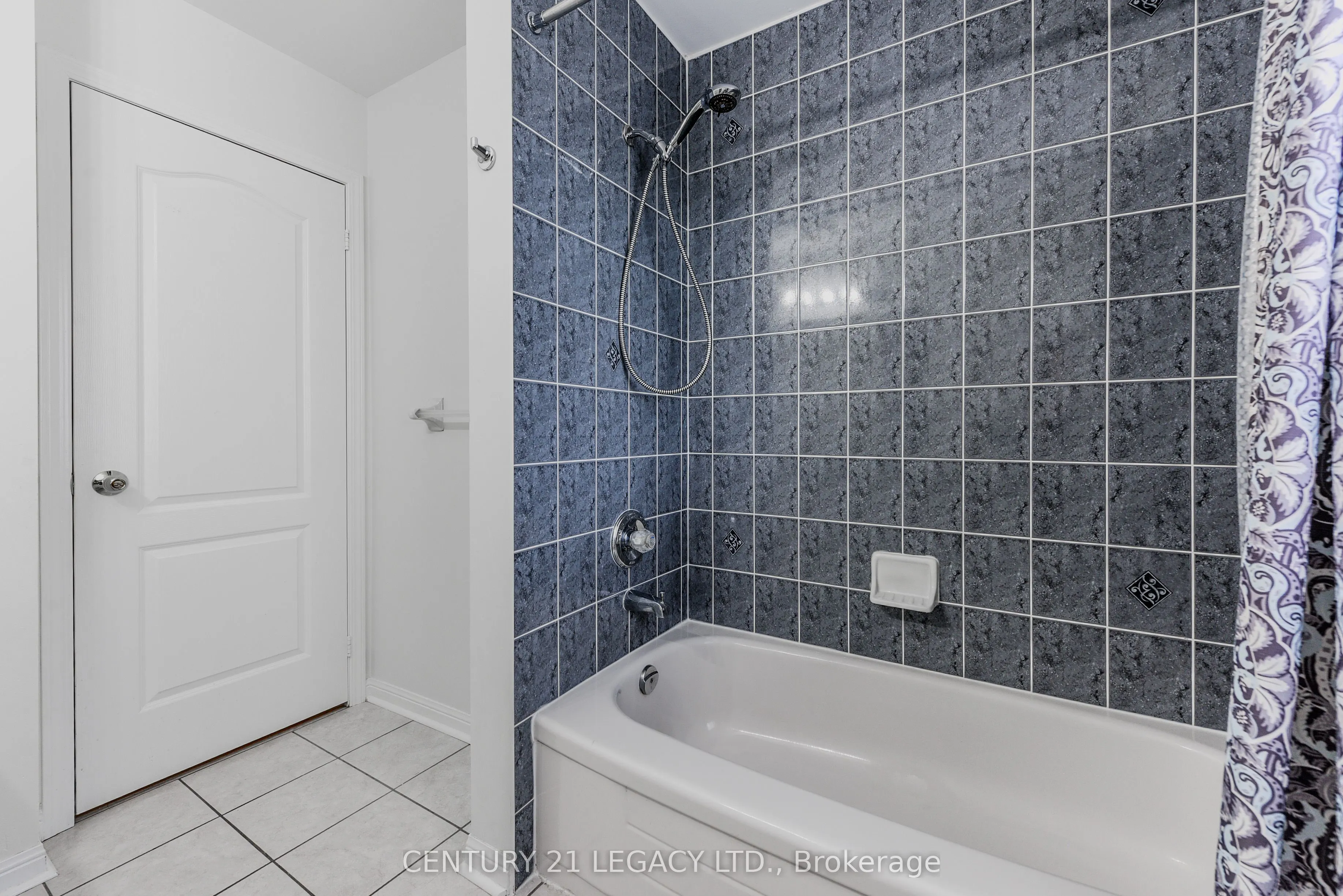 2496 Clayborne Place