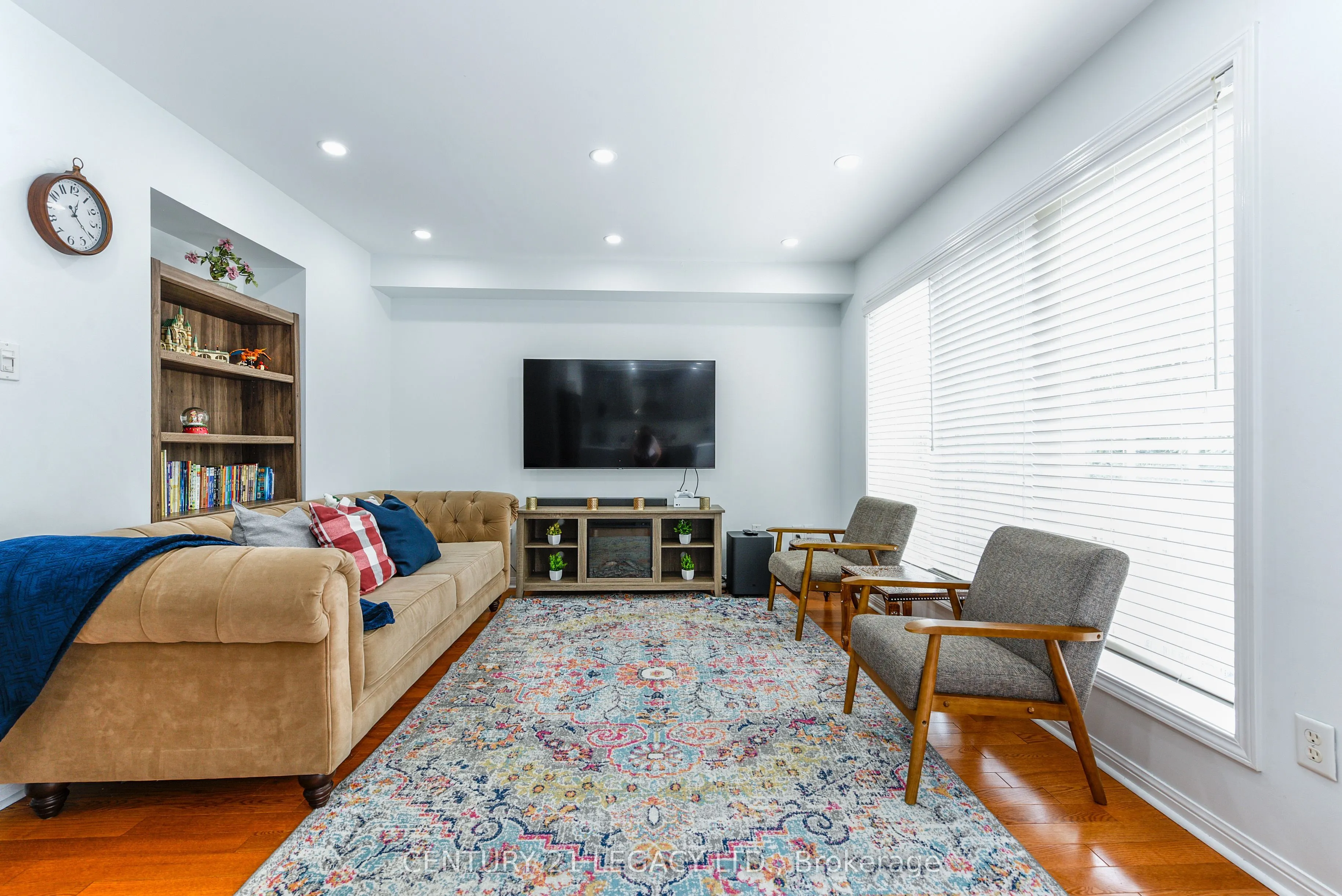 2496 Clayborne Place