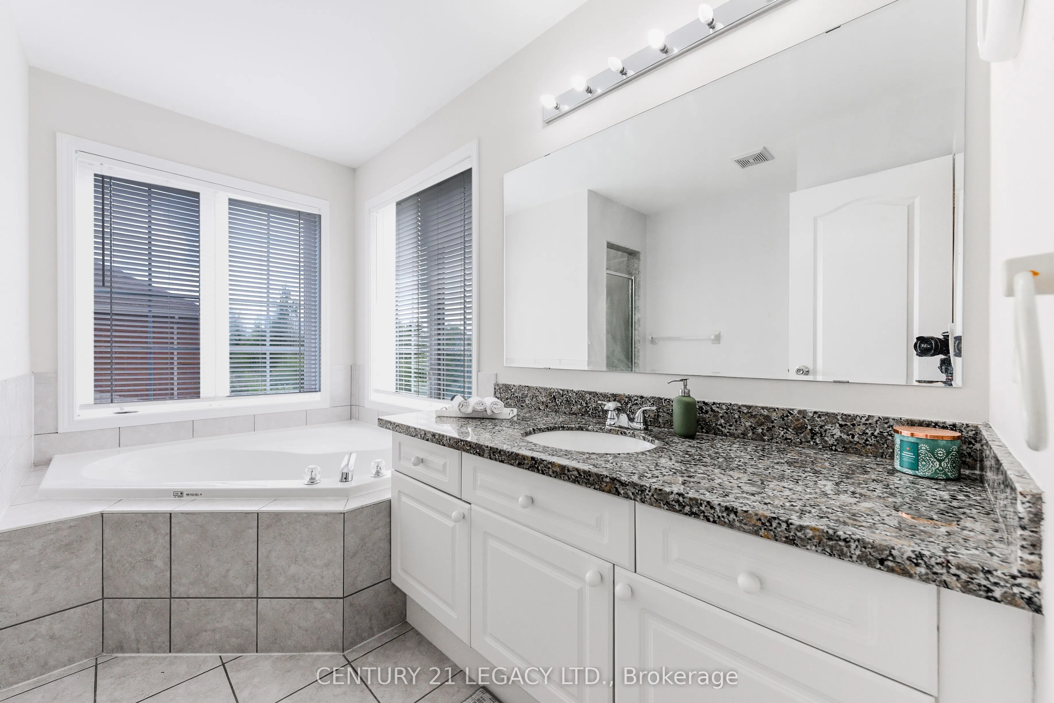 2496 Clayborne Place