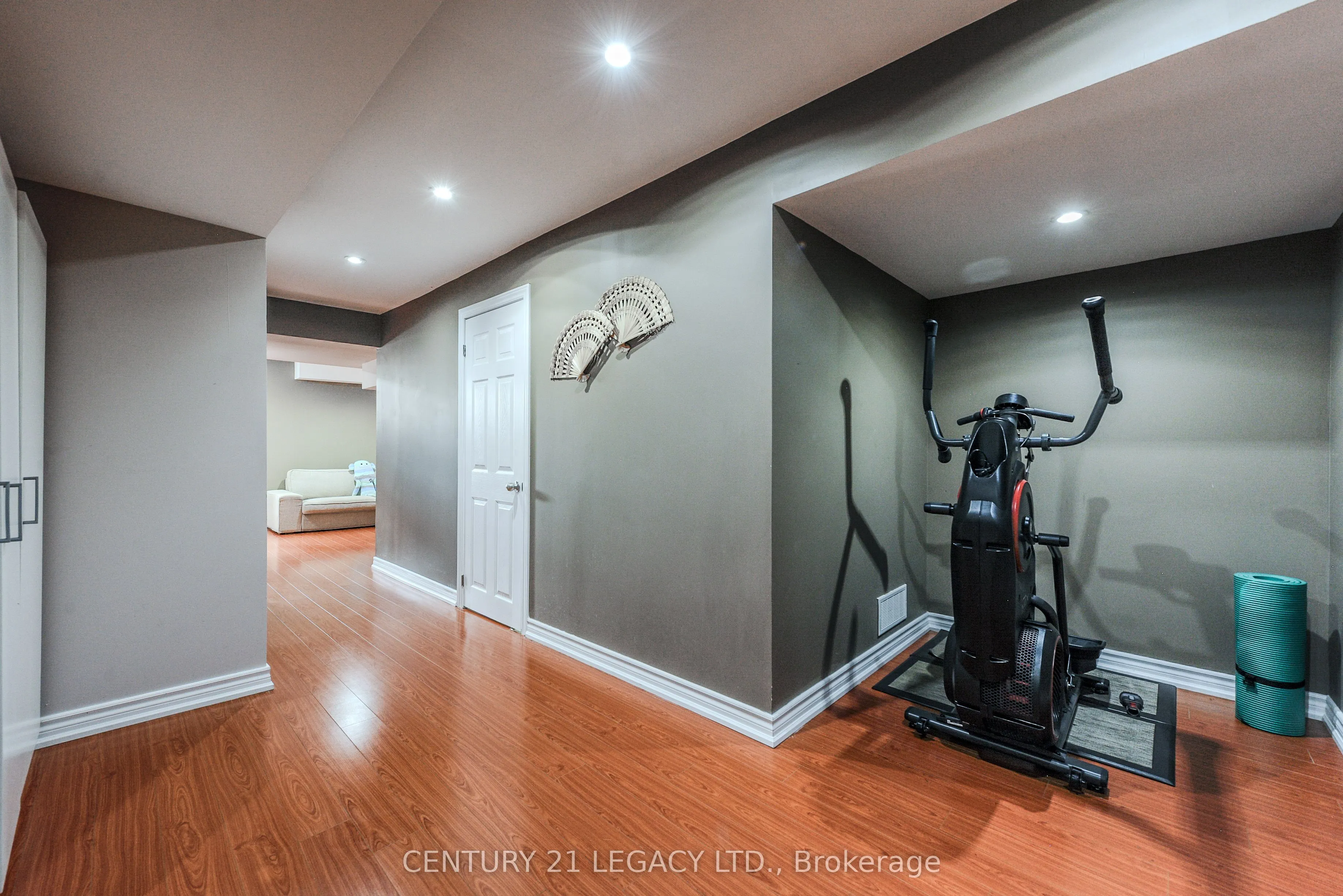 2496 Clayborne Place