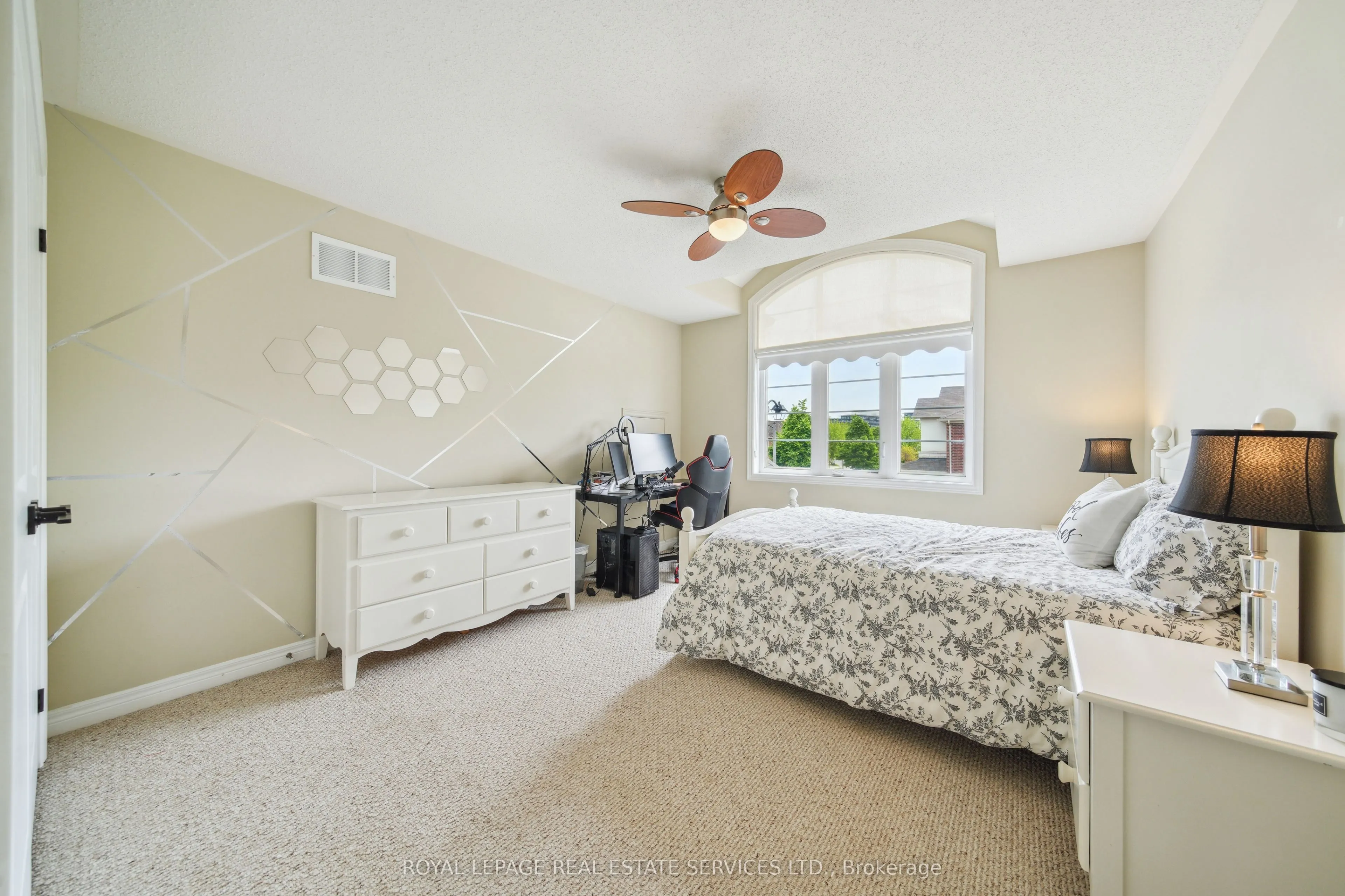 3150 Trailside Drive