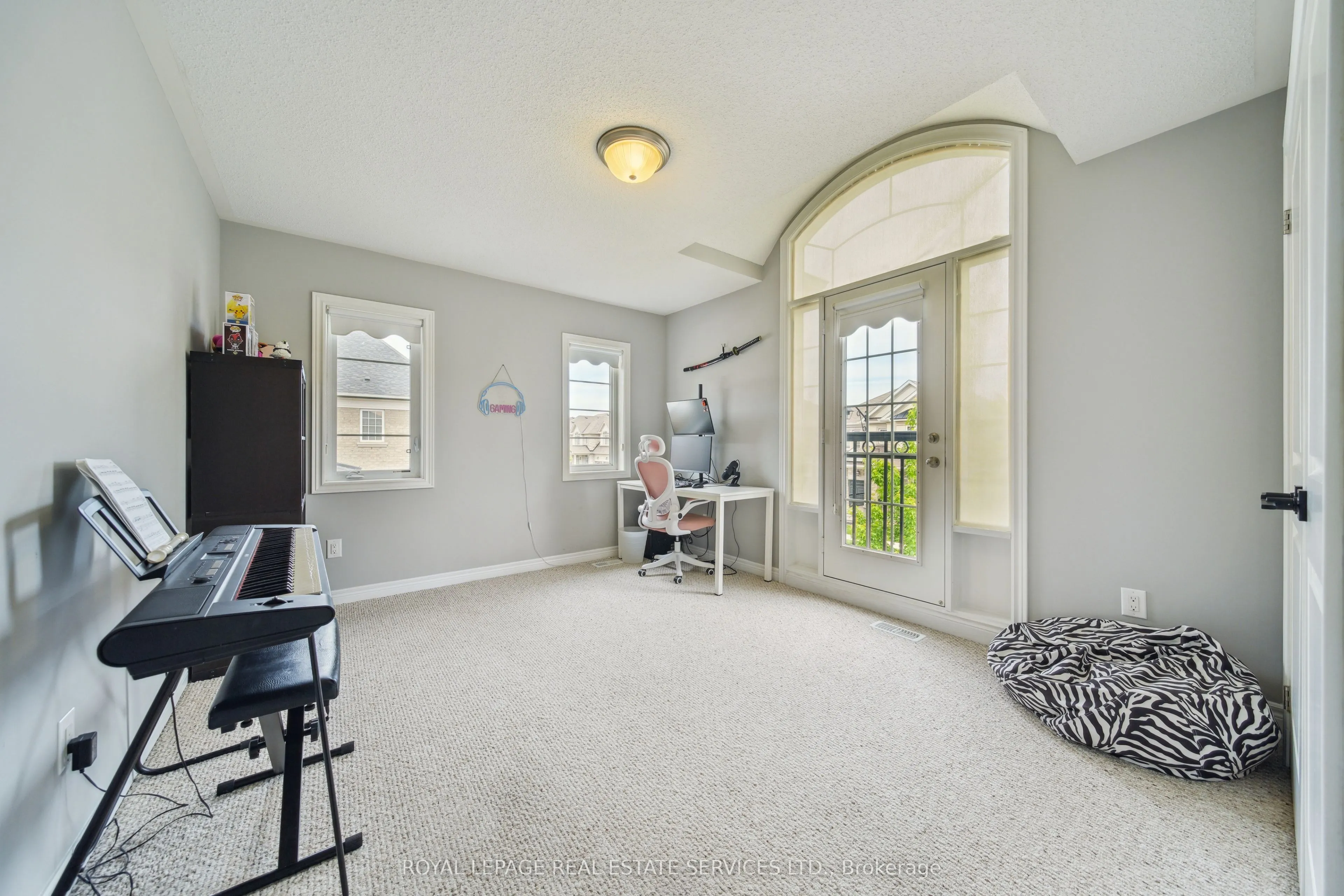 3150 Trailside Drive