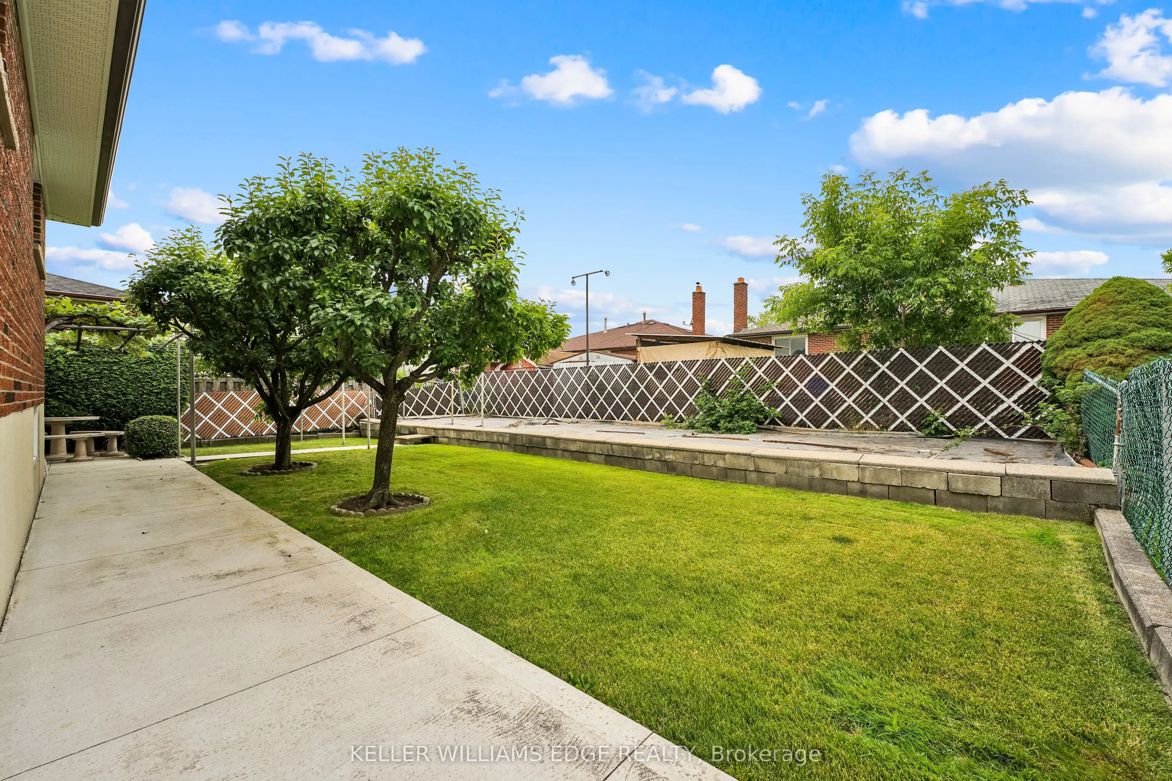 112 Linkdale Road