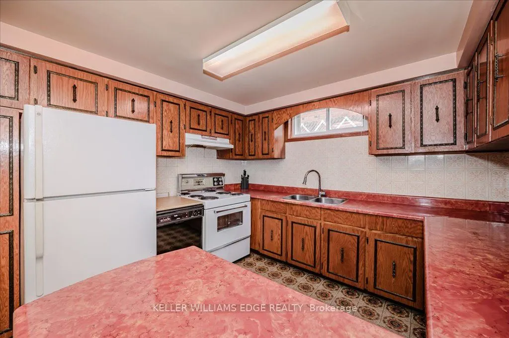 112 Linkdale Road