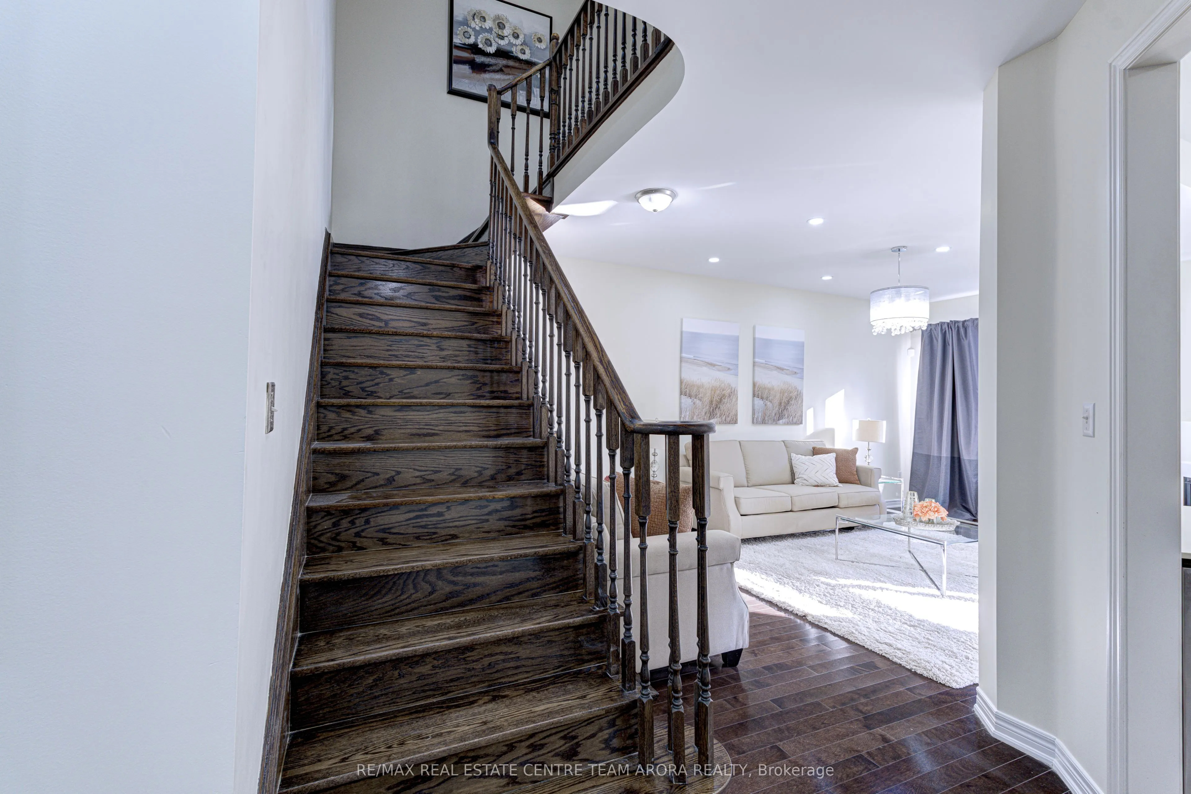 54 Allegro Drive