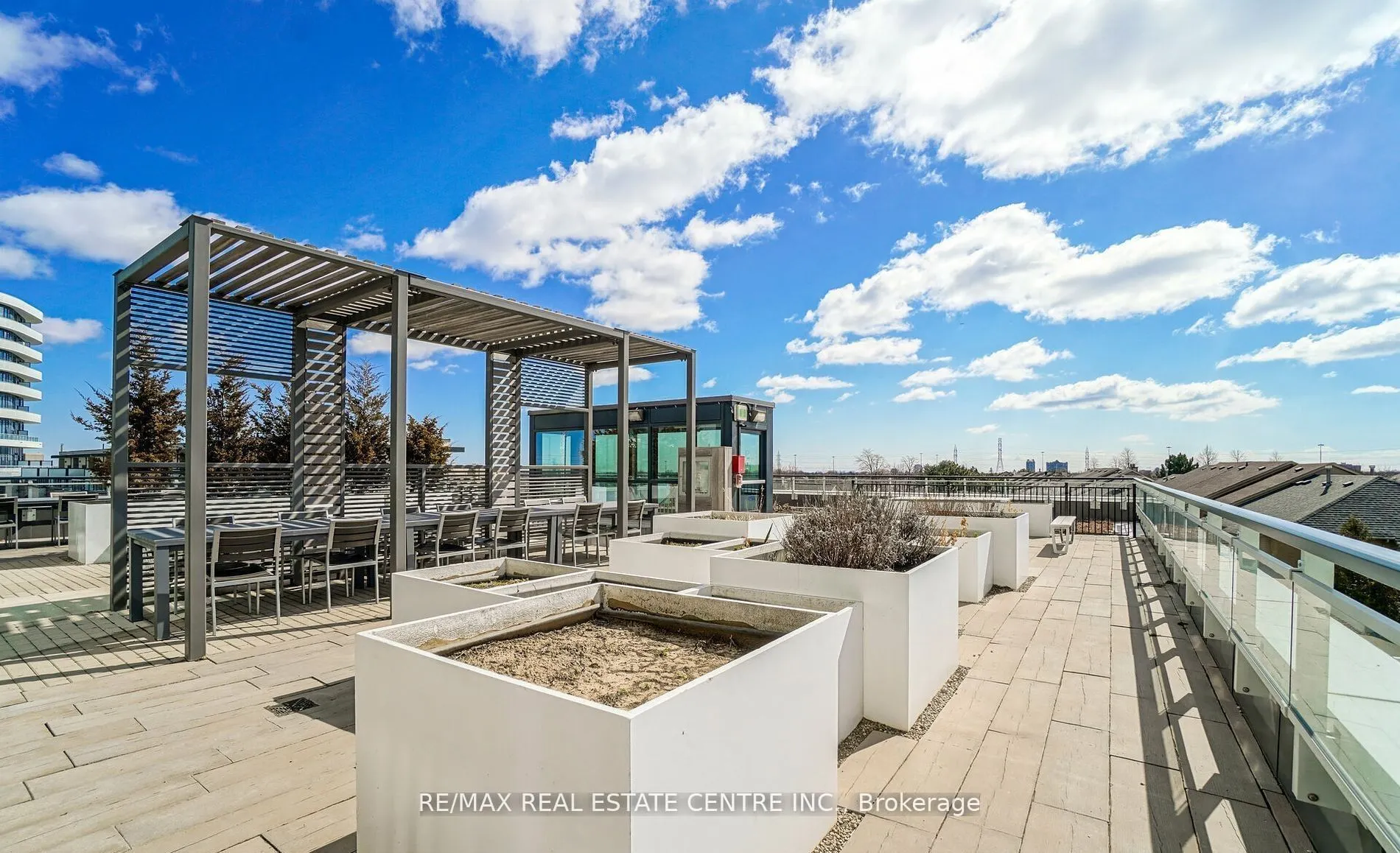 2560 eglinton Avenue, #1607