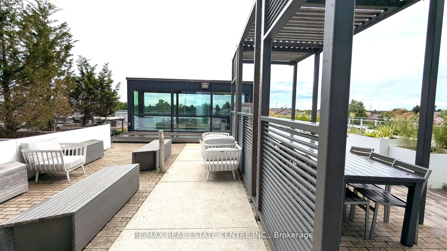 2560 eglinton Avenue, #1607