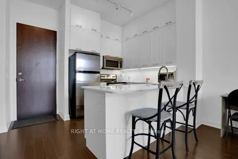 2480 Prince Michael Drive, #719