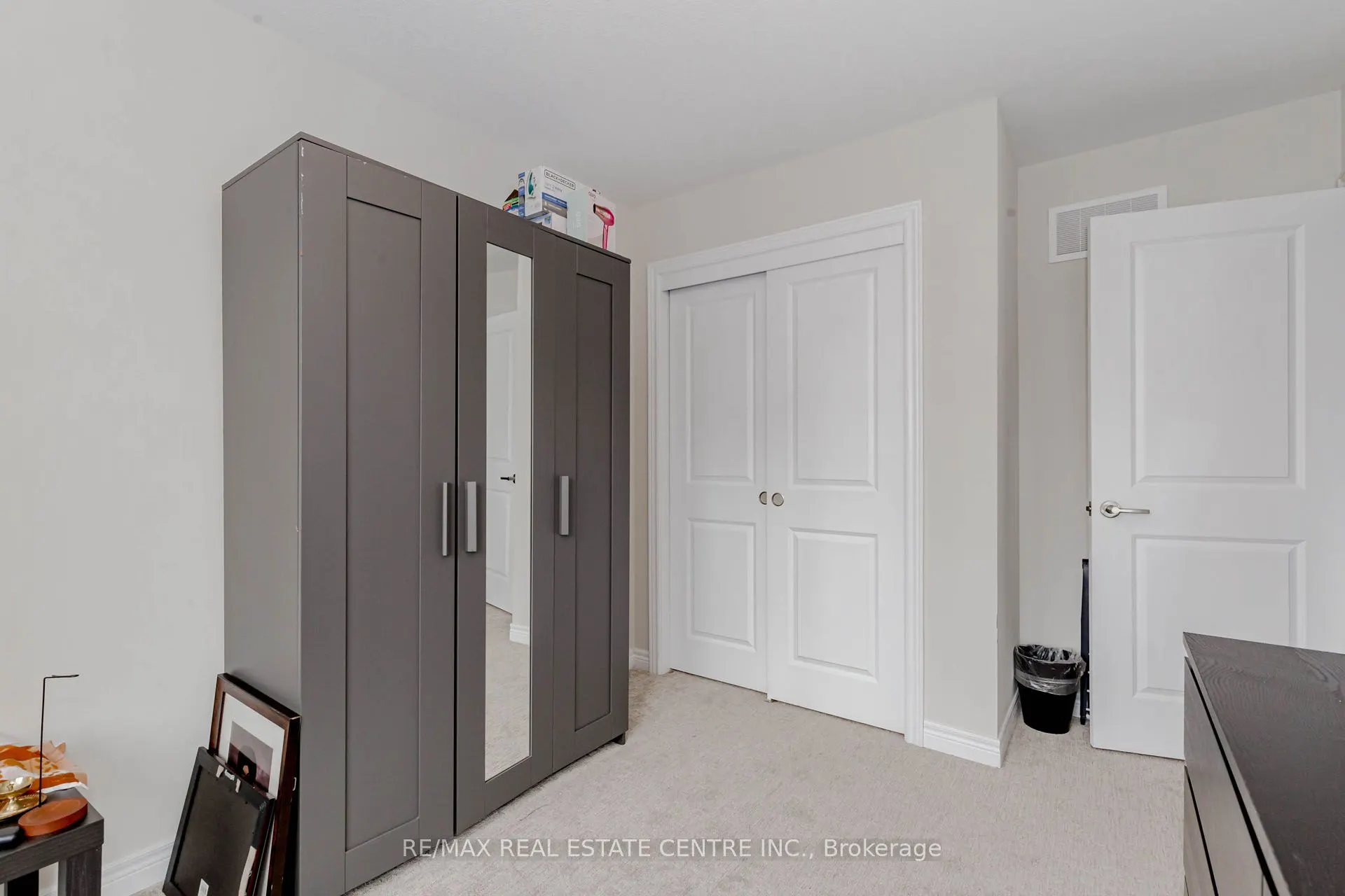 3 Folcroft Street