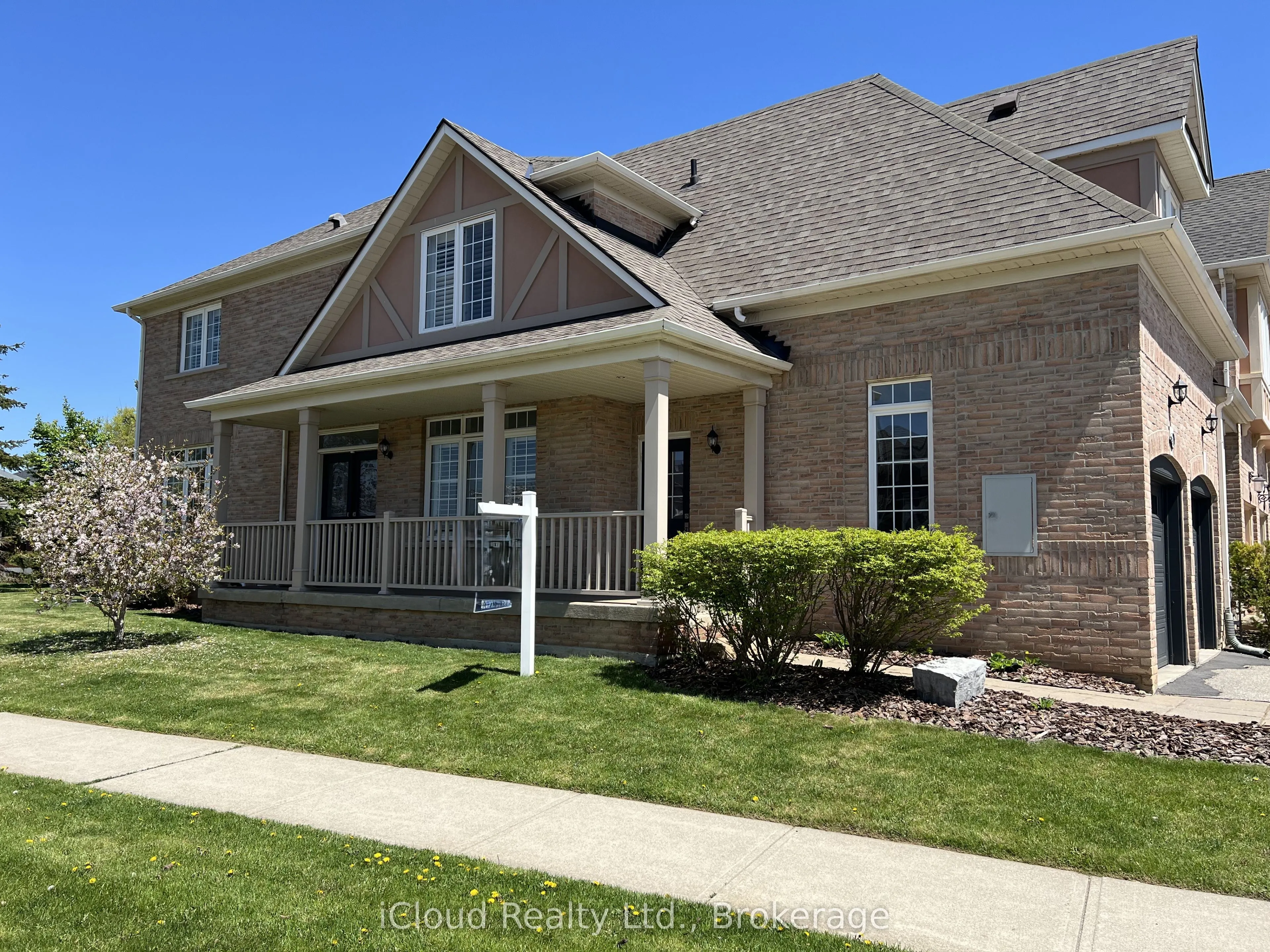 2295 Rochester Circle, #18
