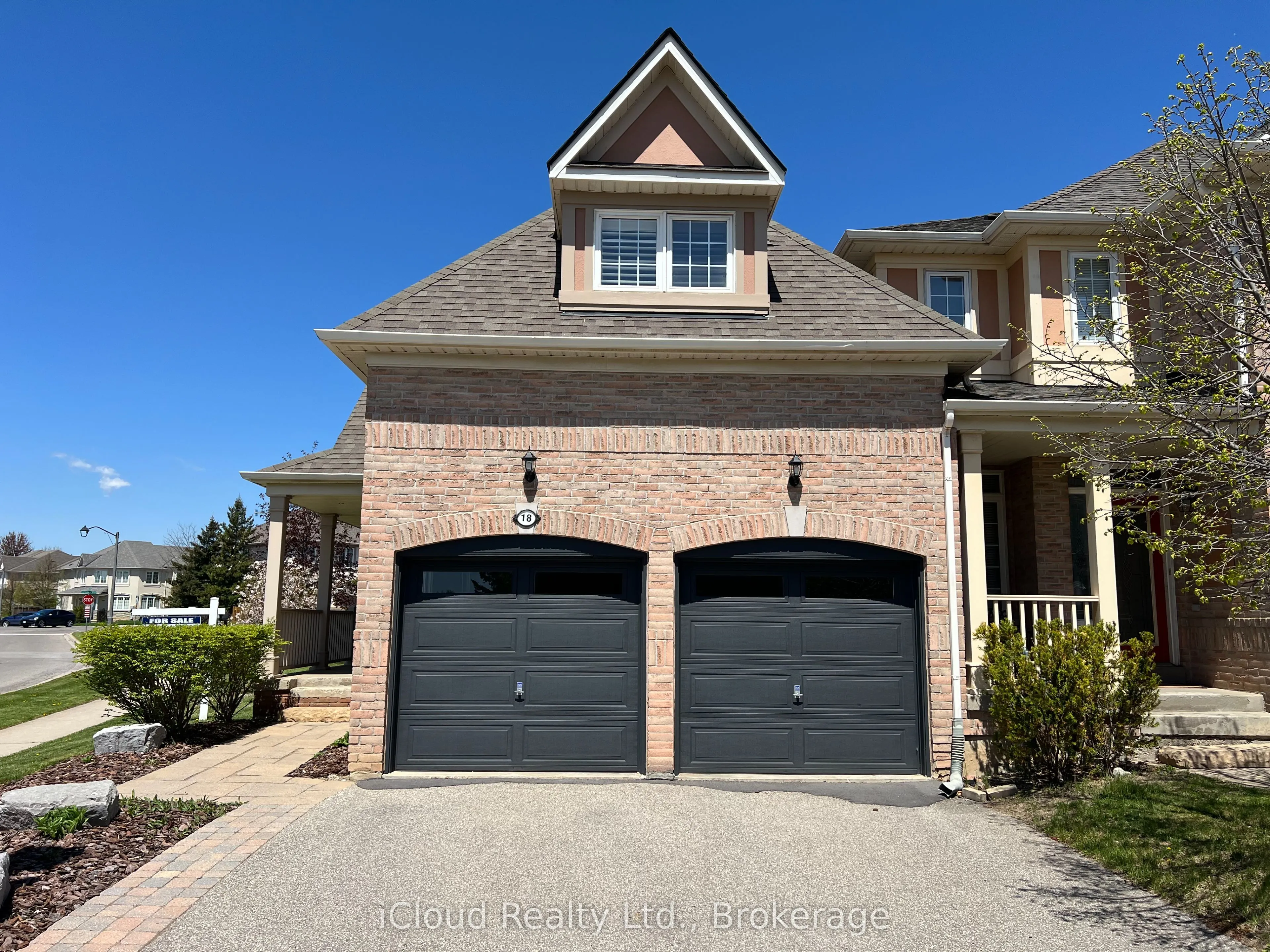2295 Rochester Circle, #18