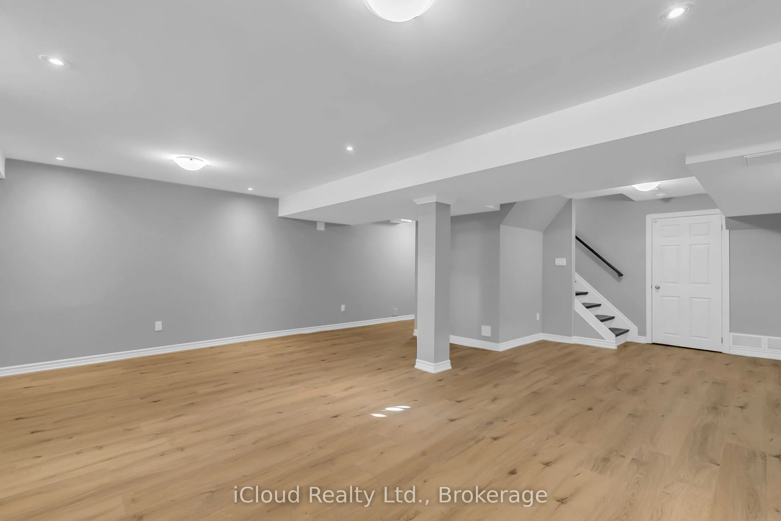 2295 Rochester Circle, #18