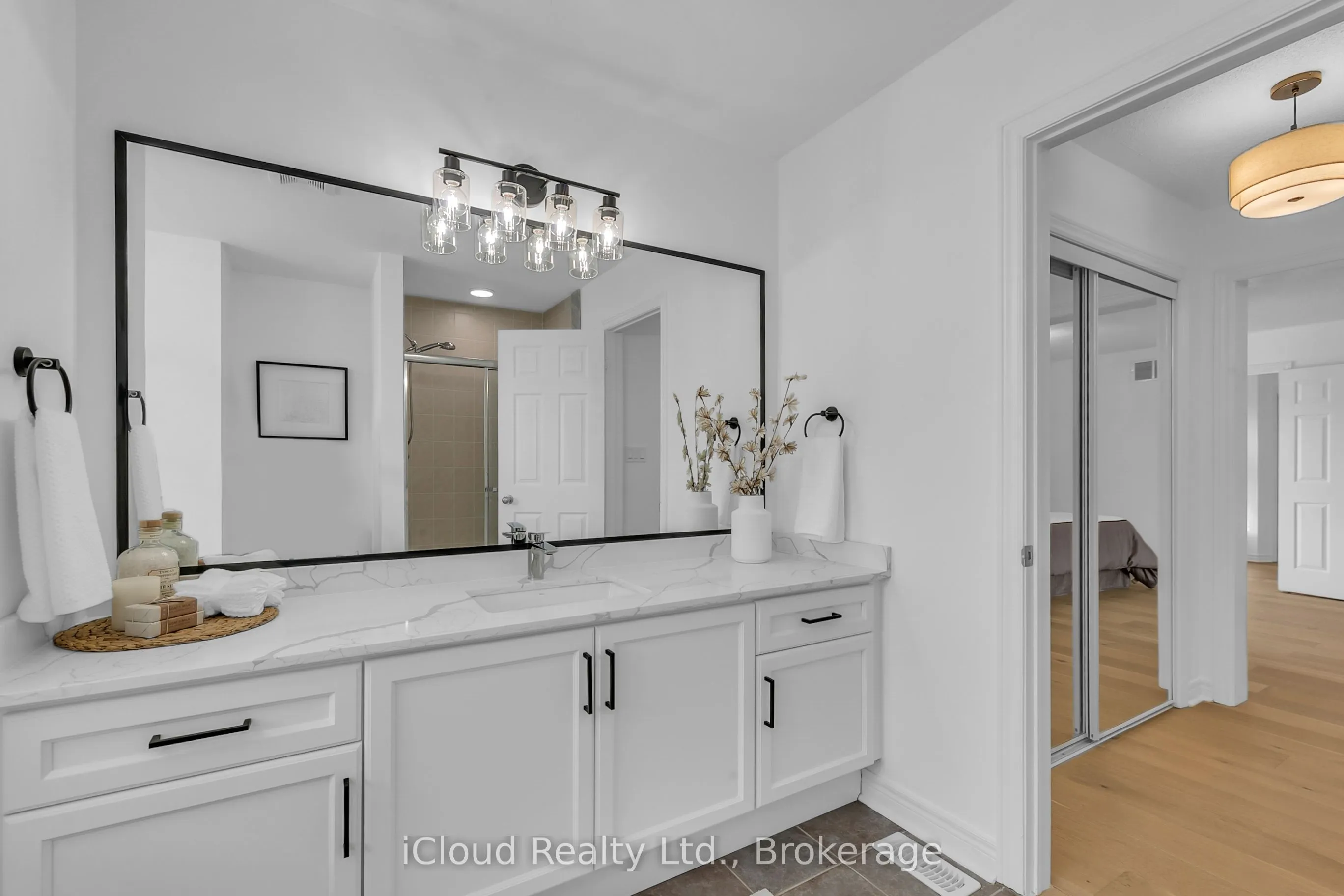 2295 Rochester Circle, #18