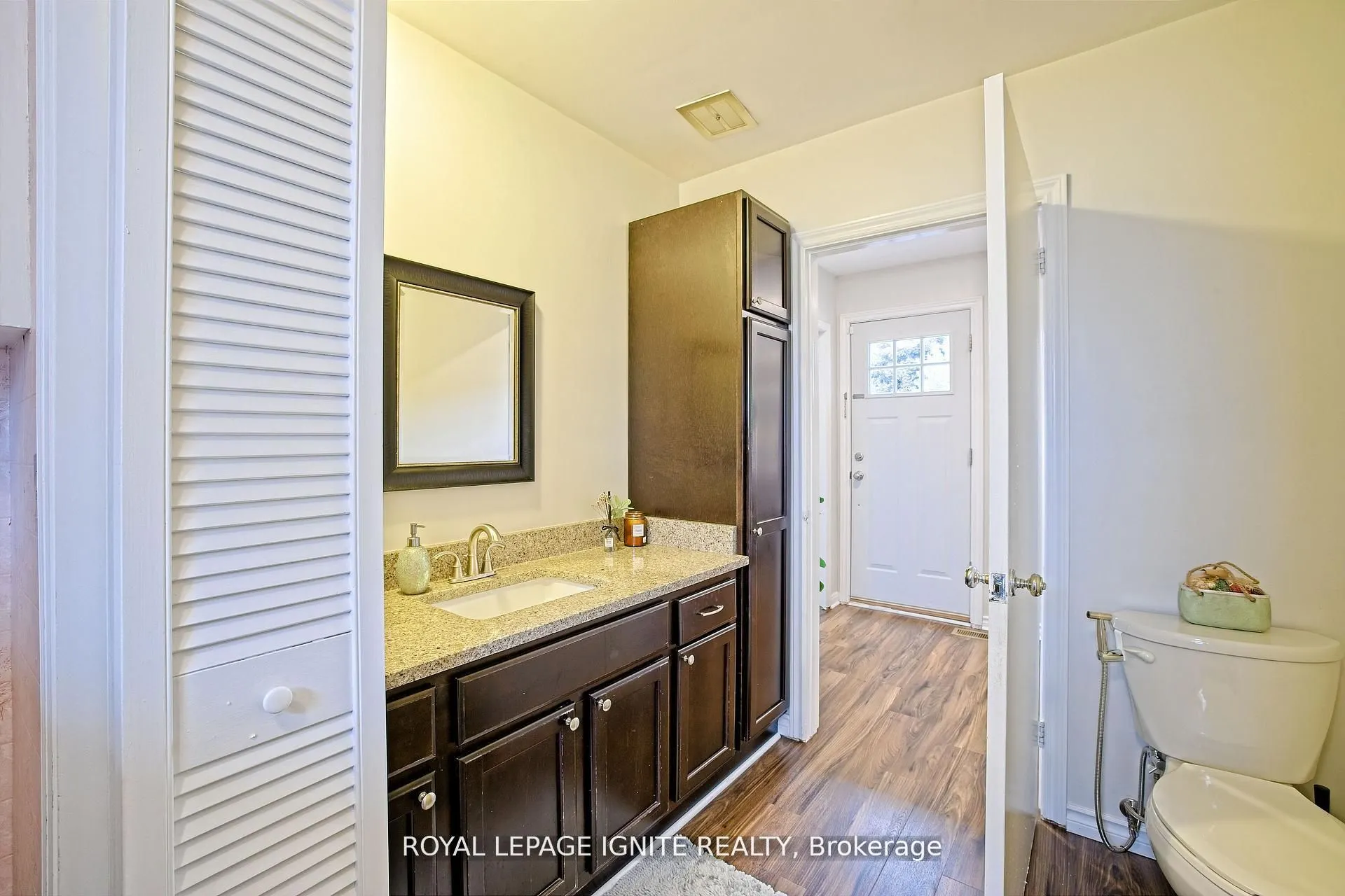 2092 Sava Crescent