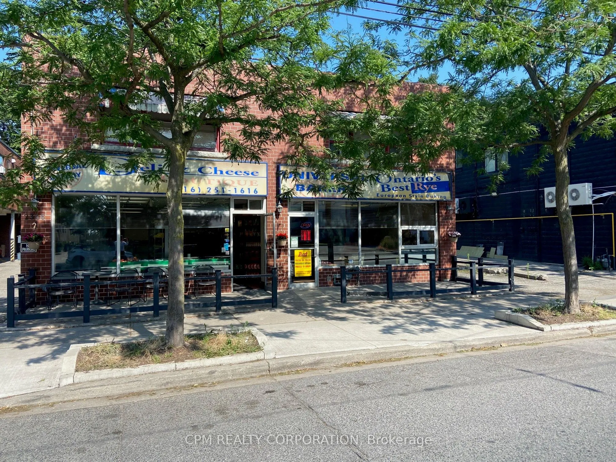 2340 Lake Shore Boulevard W