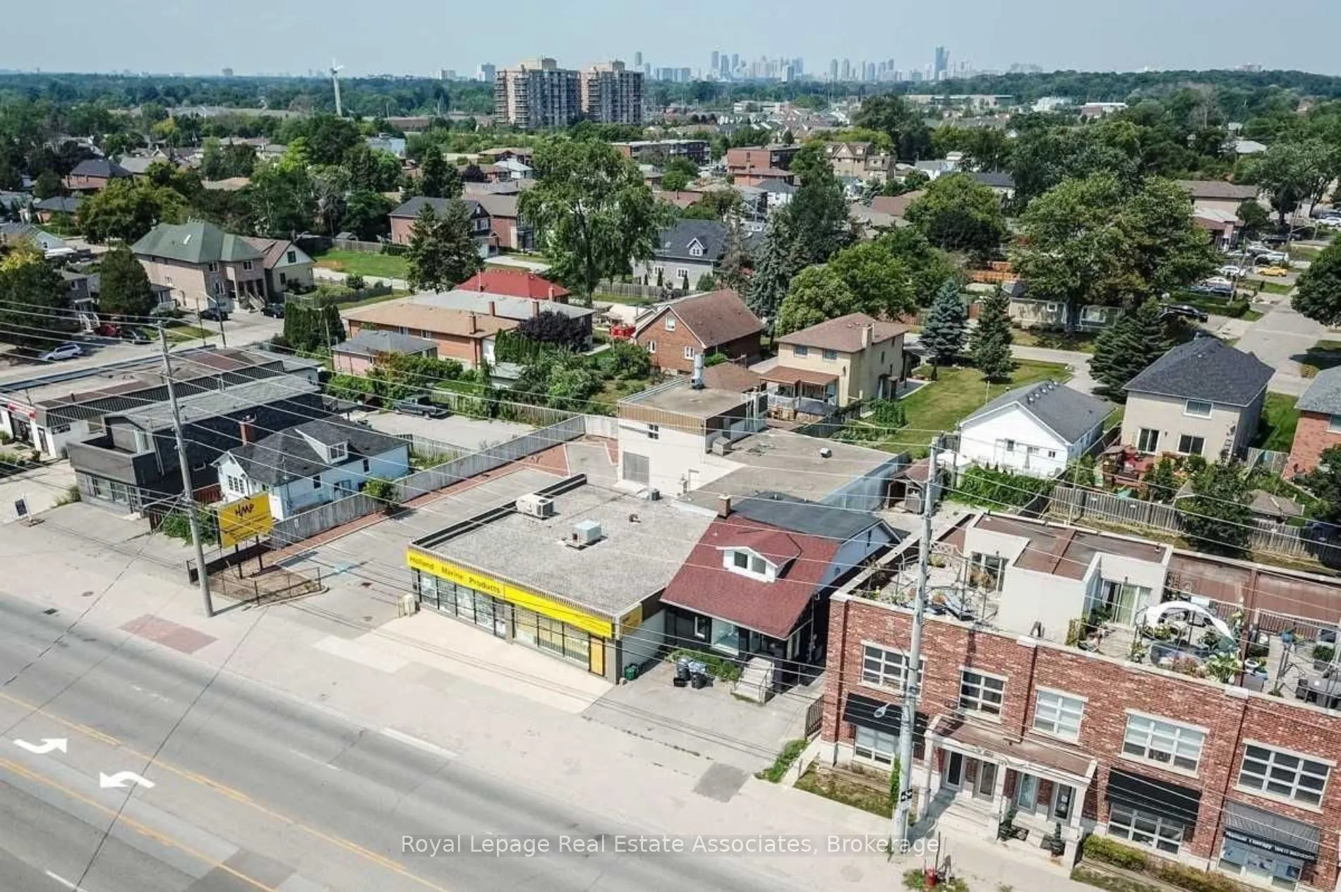 881 Lakeshore Road E