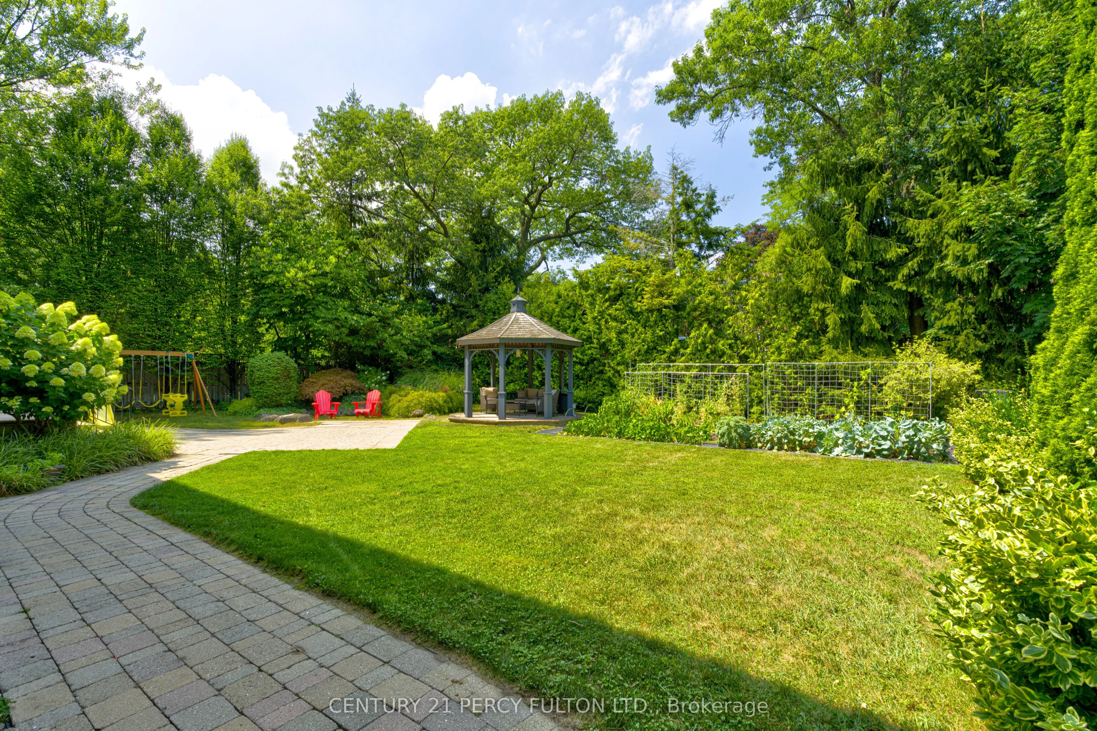 1649 Wedmore Way