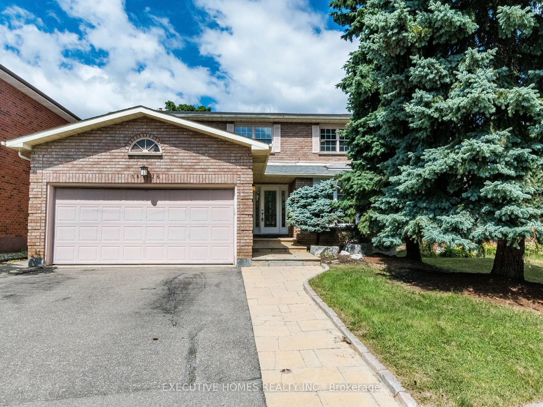 1876 Roy Ivor Crescent