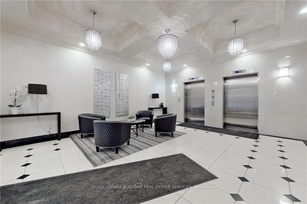 5327 Upper Middle Road, #509