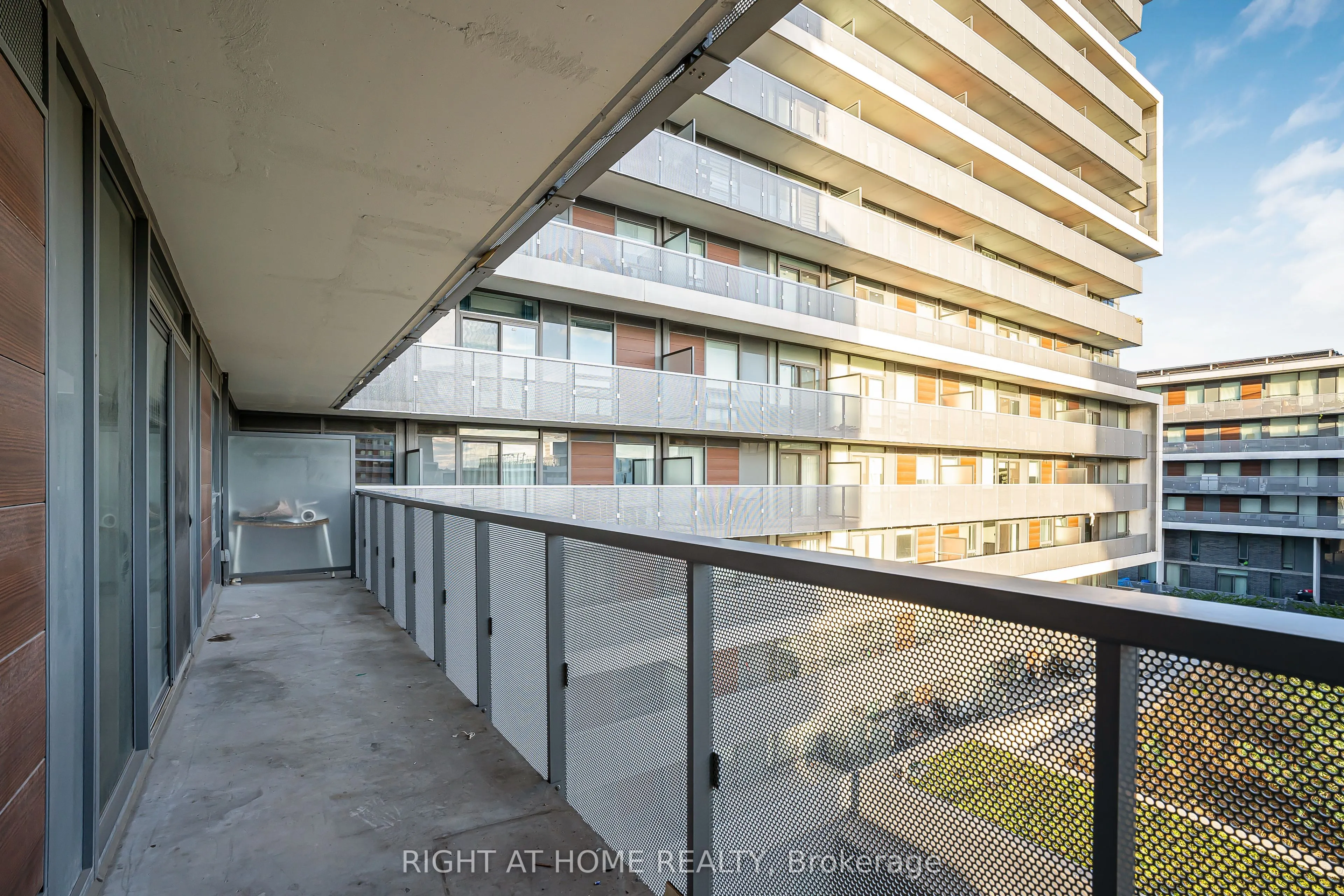 120 Varna Drive, #602