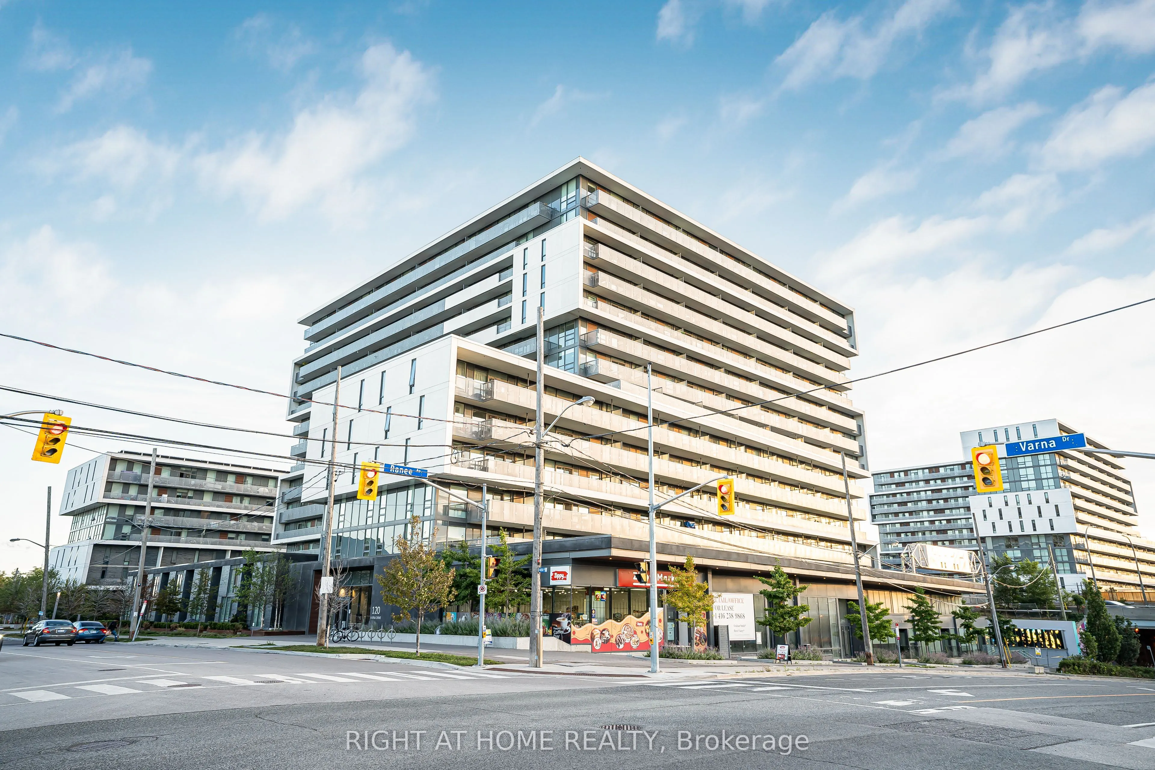 120 Varna Drive, #602