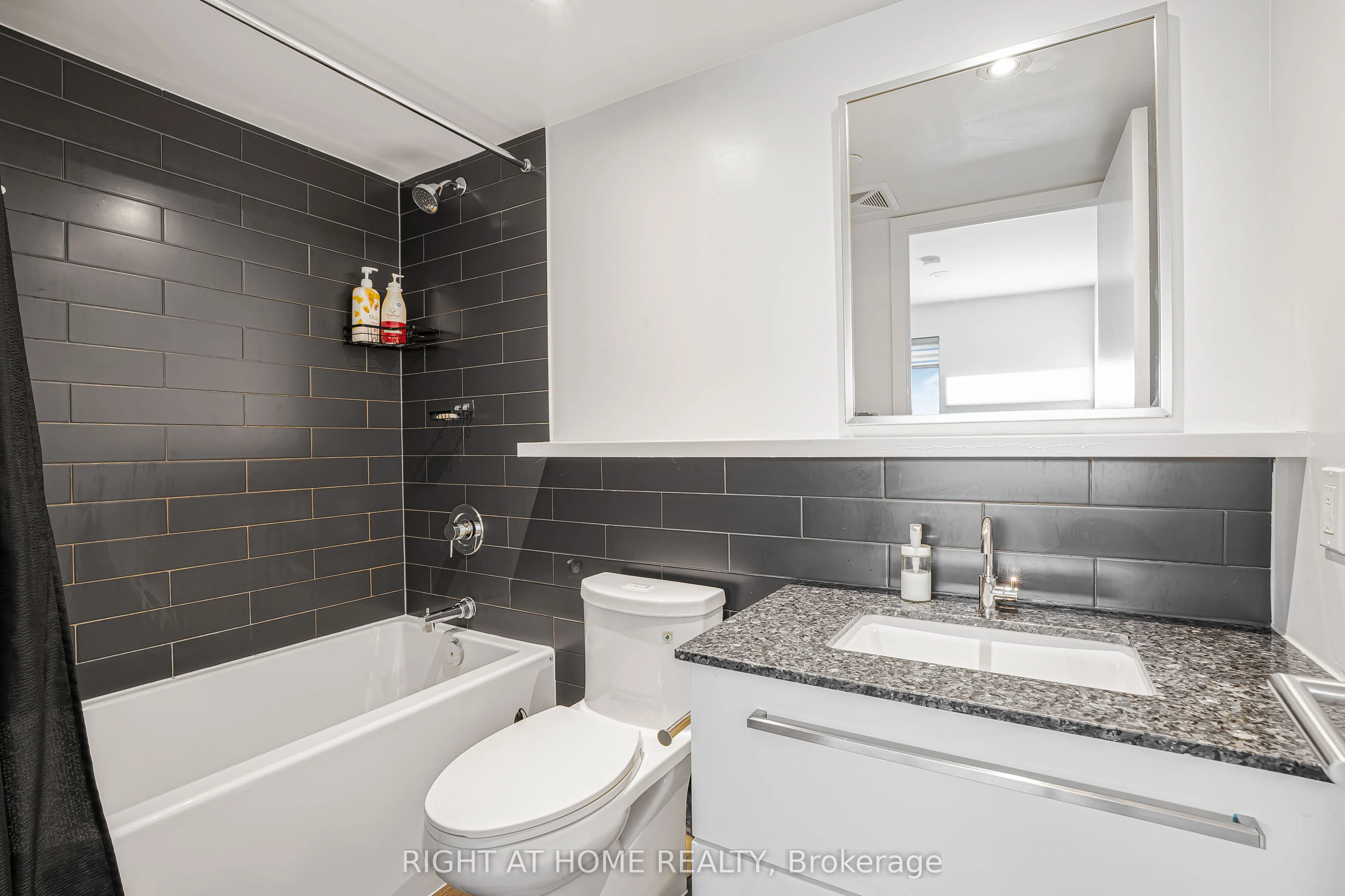 120 Varna Drive, #602