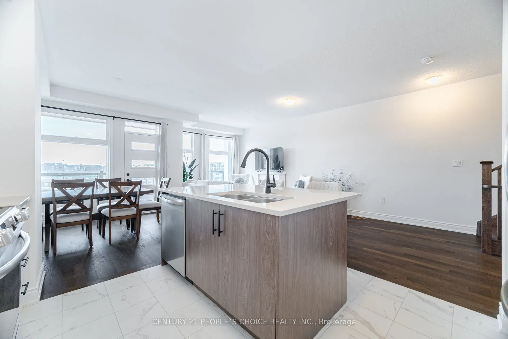 1302 Muller Lane
