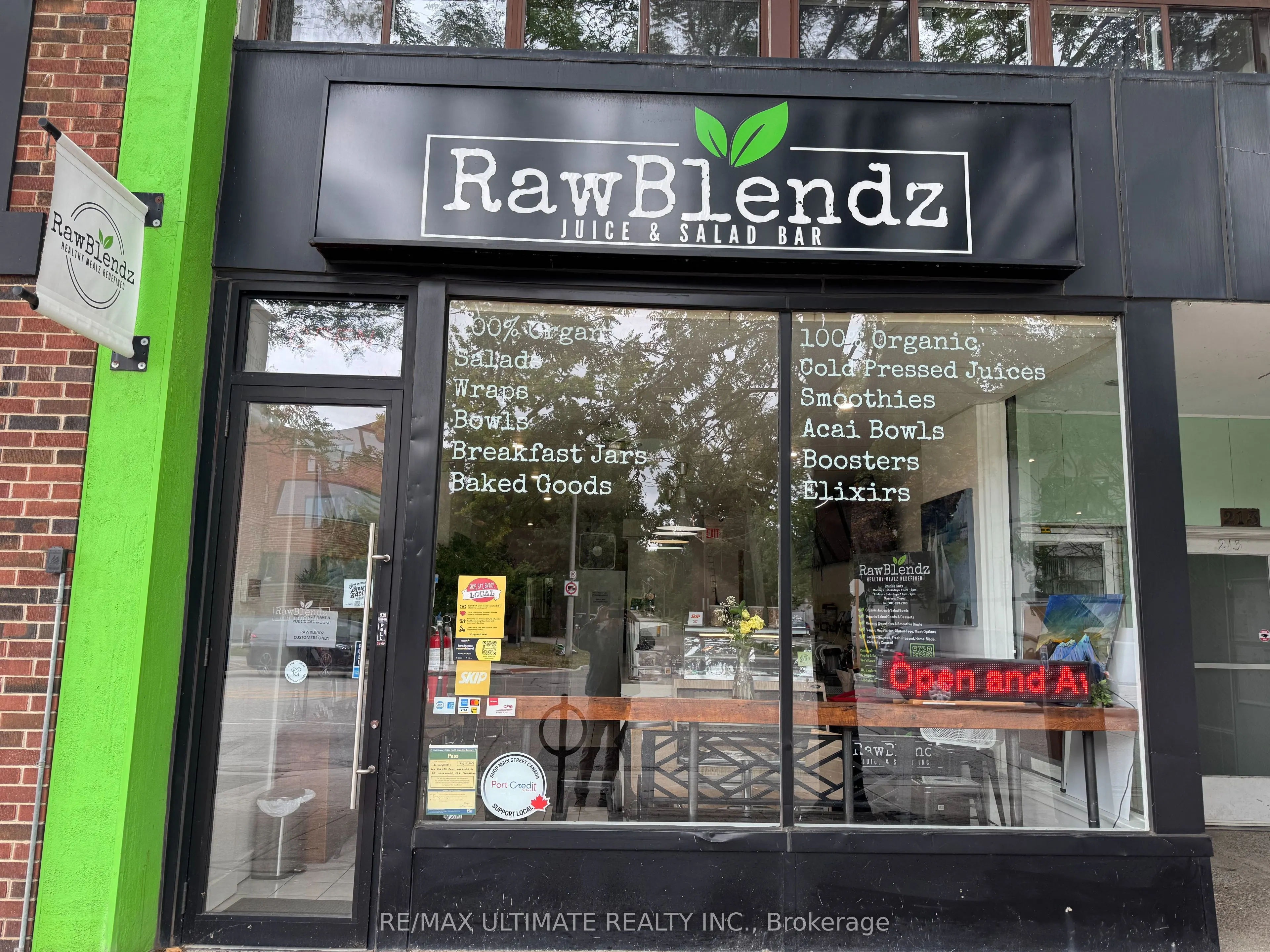 215 LAKESHORE Road E