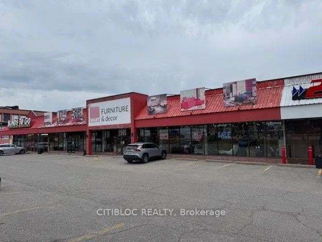 1995 Dundas Street