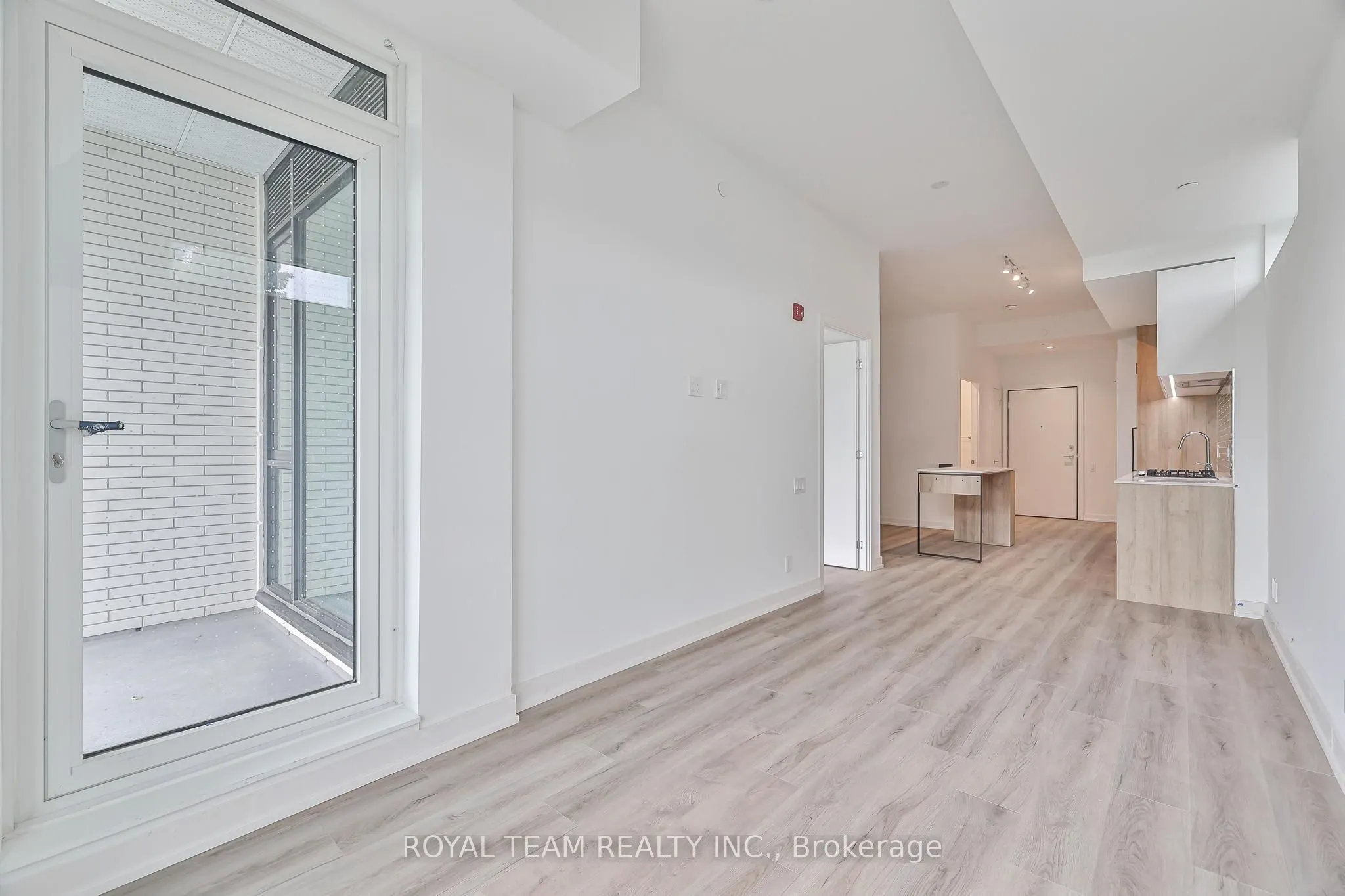 722 Marlee Avenue, #203
