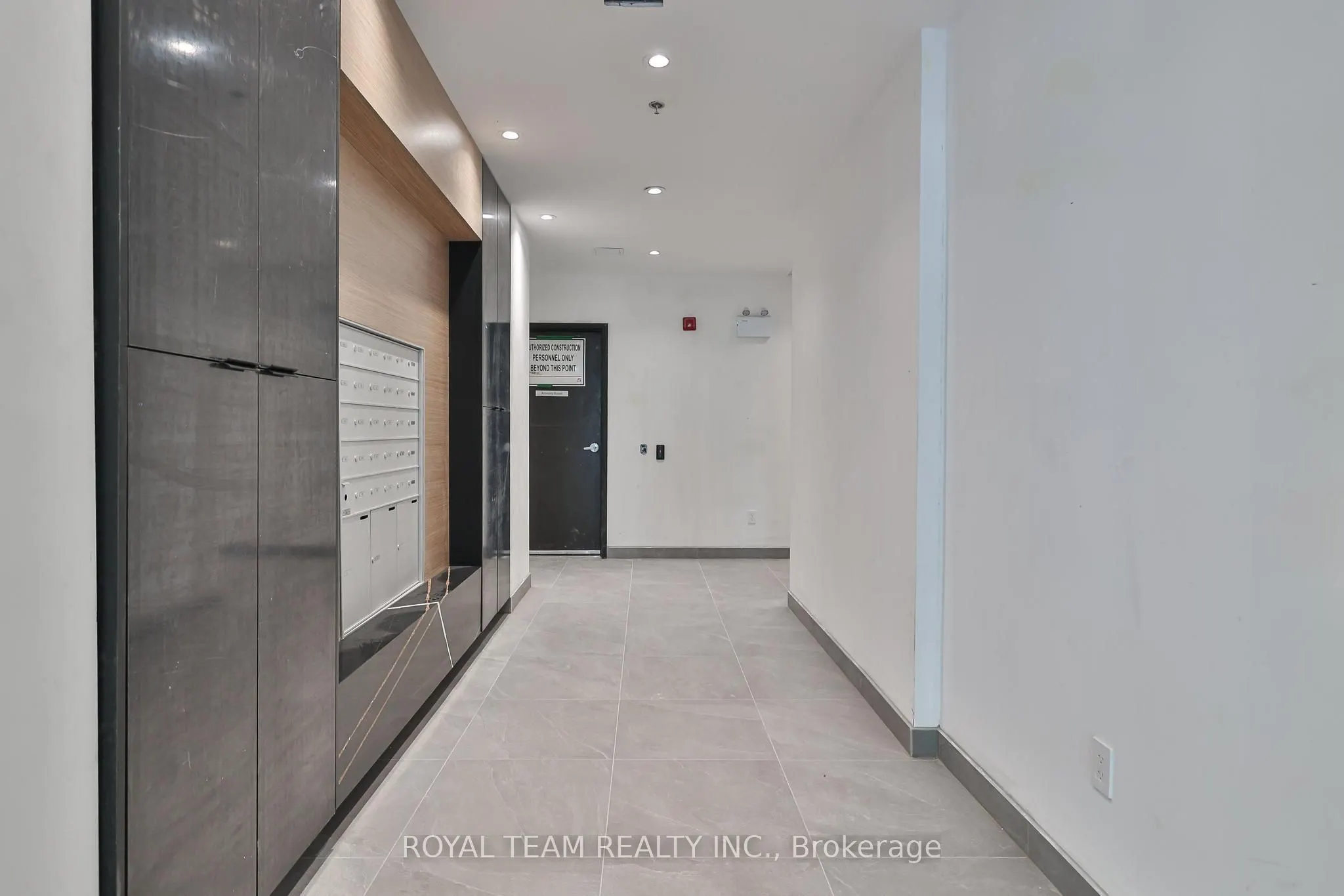 722 Marlee Avenue, #203