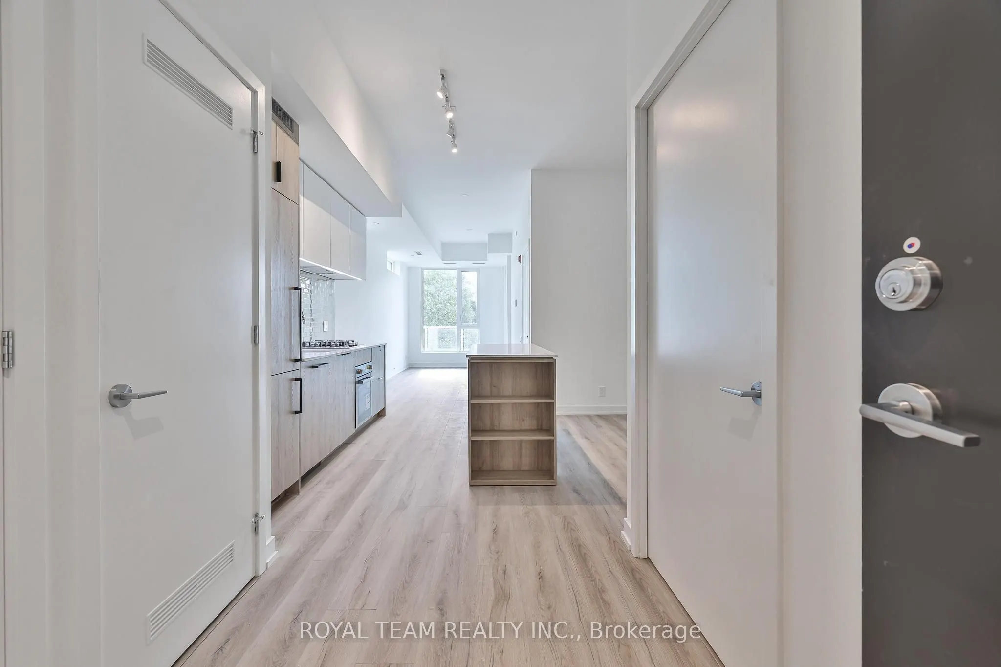 722 Marlee Avenue, #203