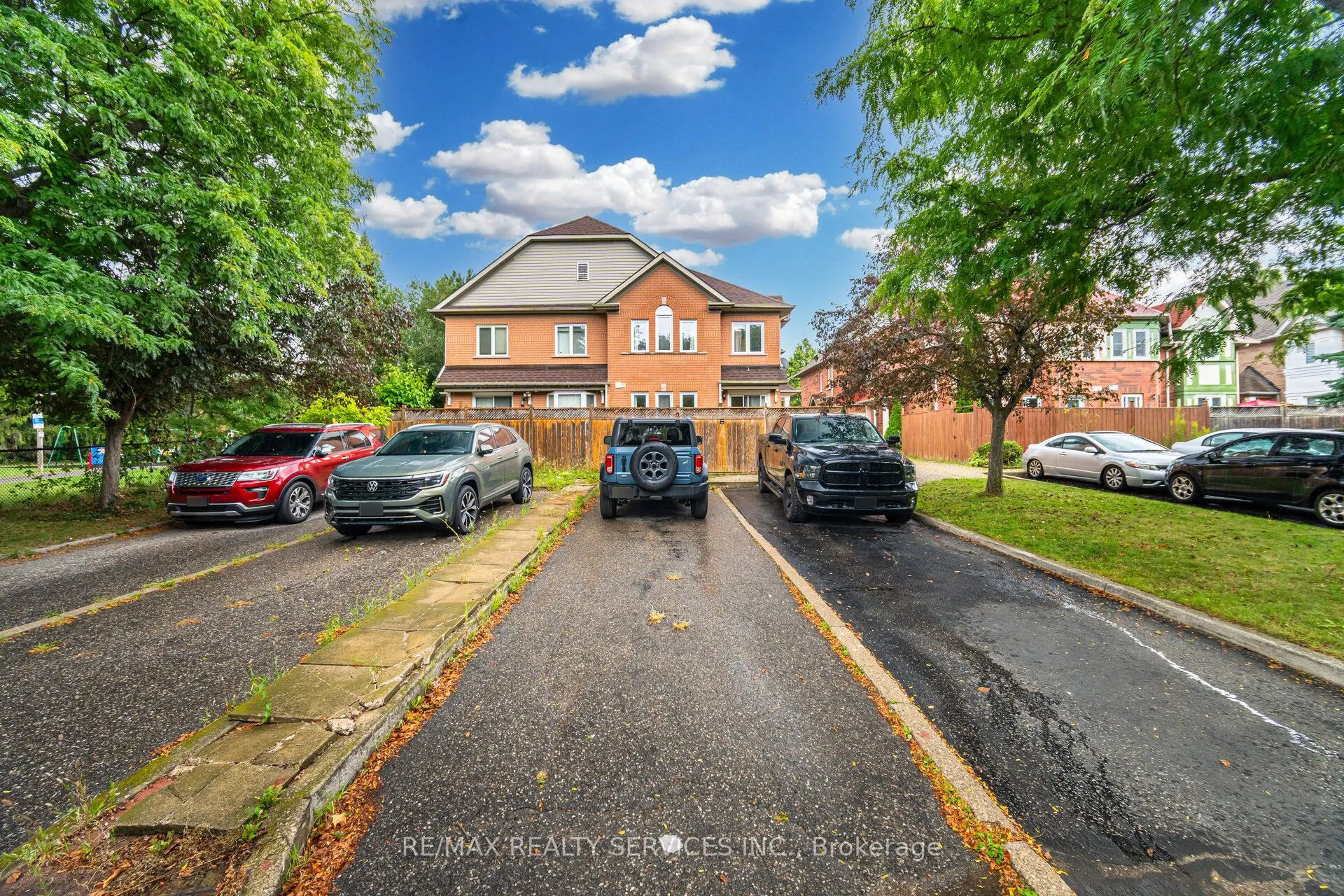 27 Rain Lily Lane
