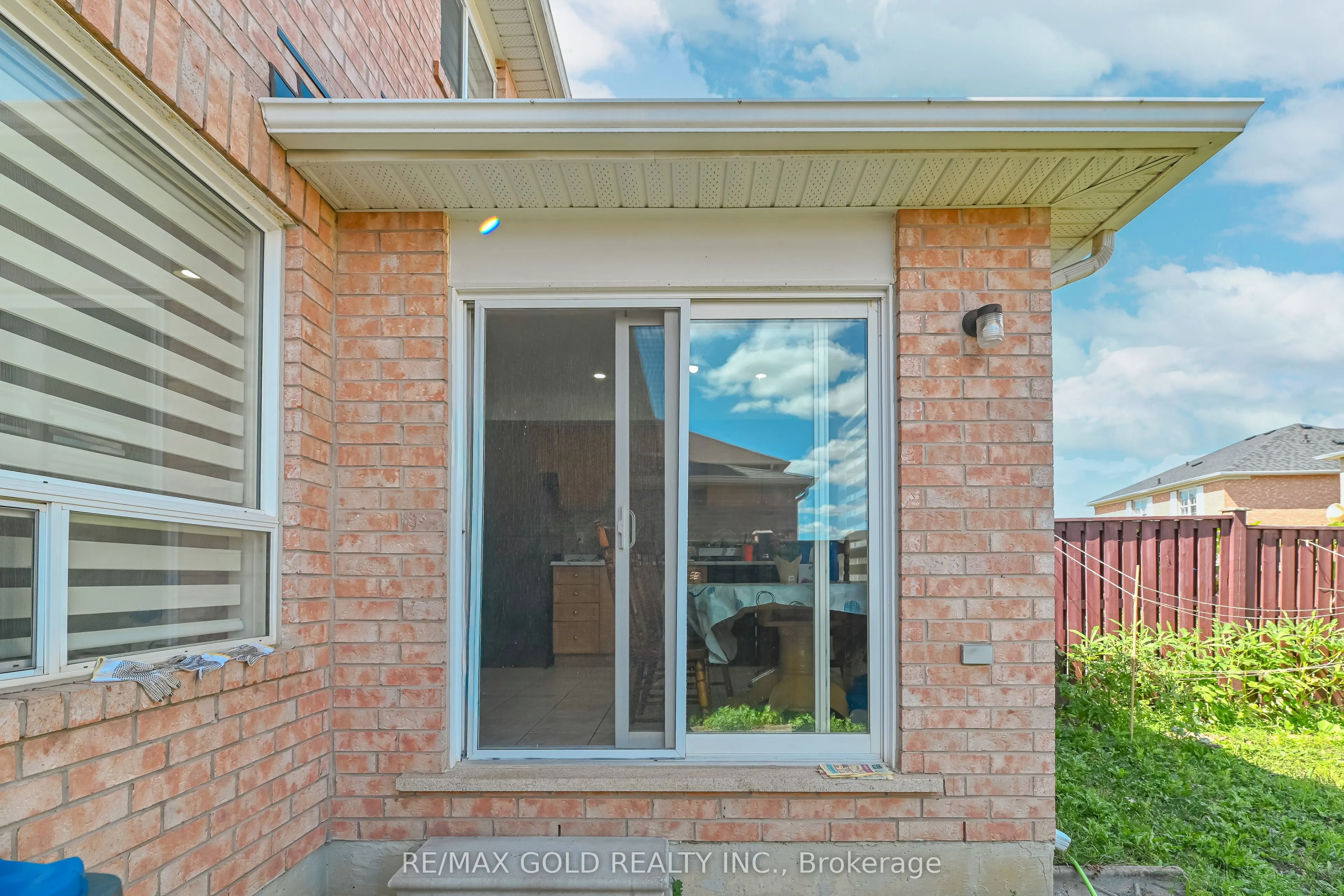 17 Levida Street