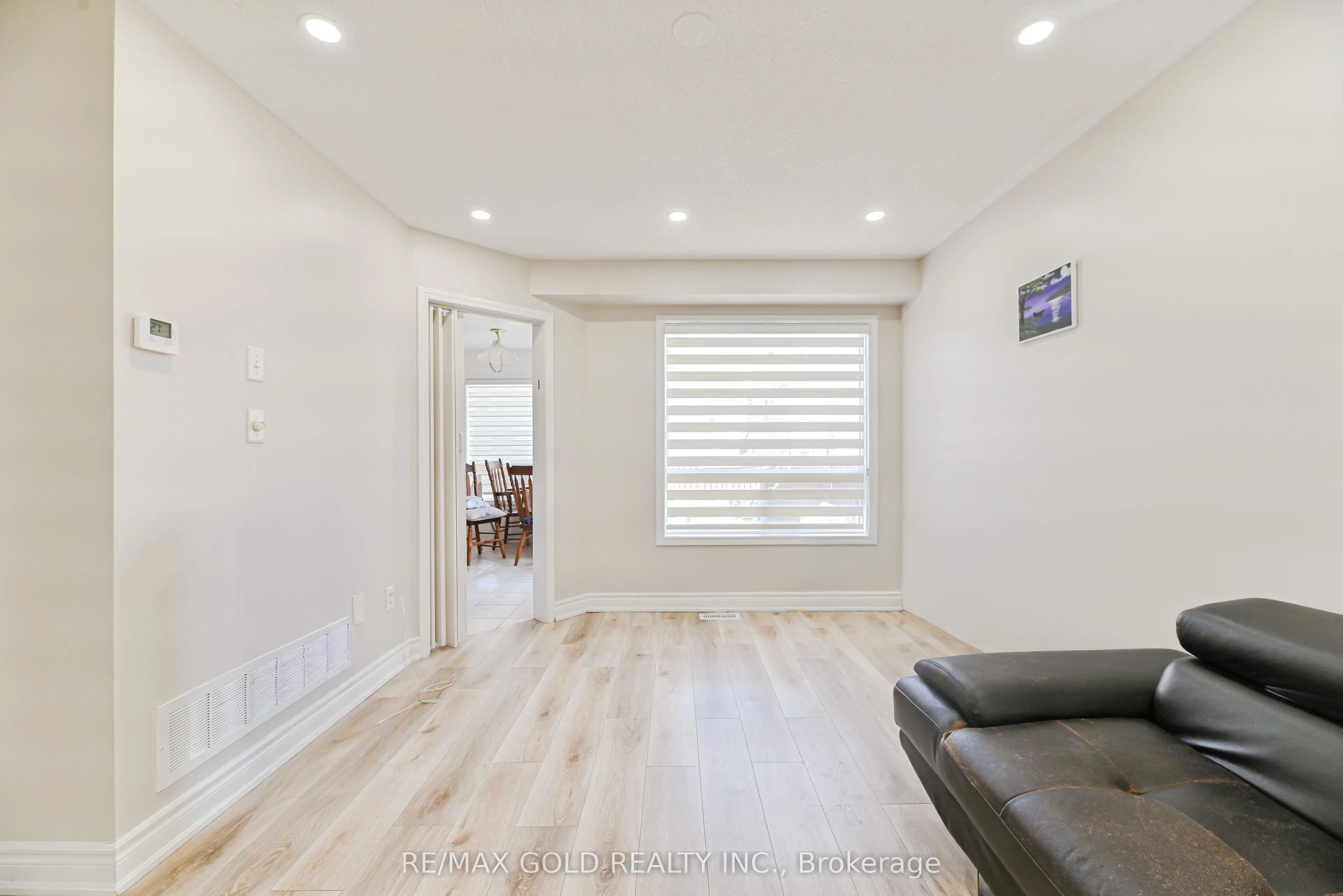 17 Levida Street
