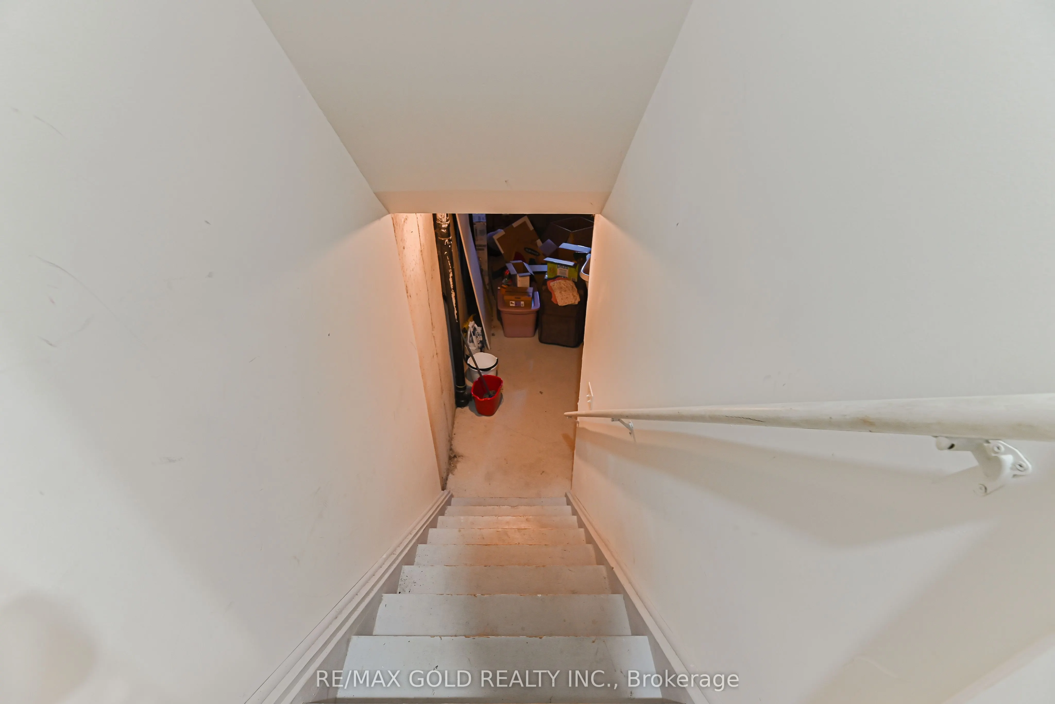 17 Levida Street