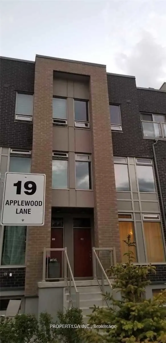 19 Applewood Lane, #248