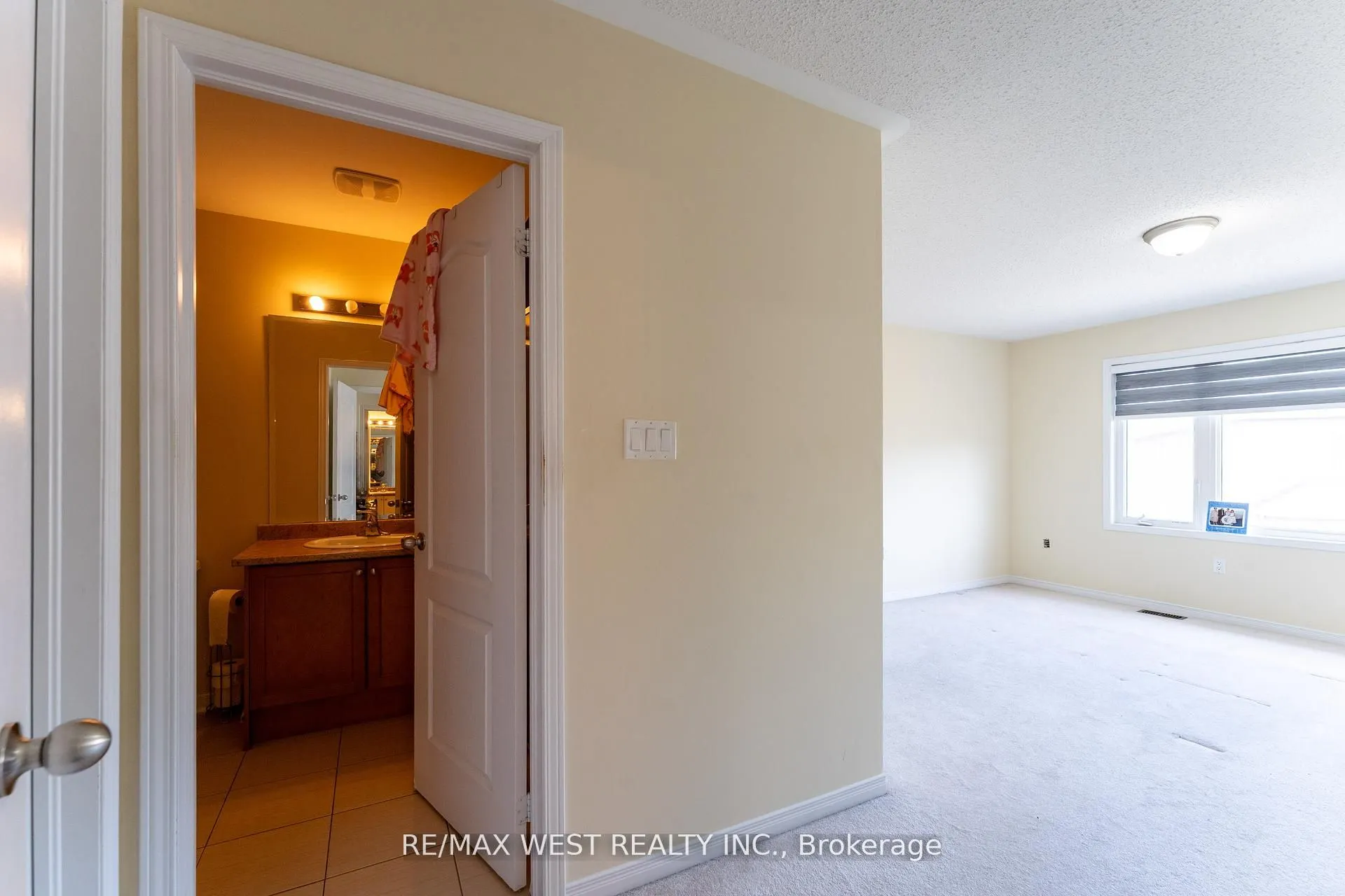 40 Yellowknife Road